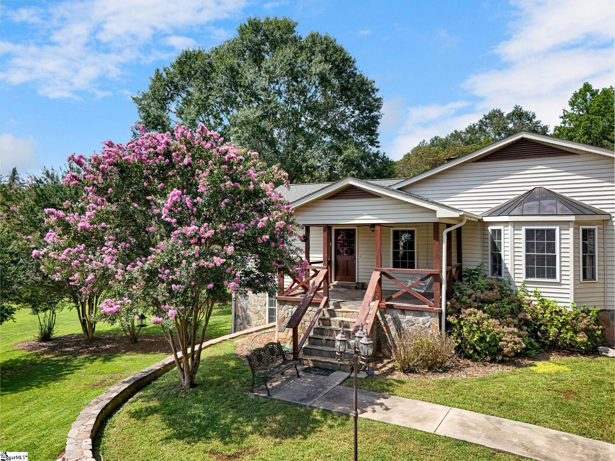 547 Crest Drive Easley, SC 29640