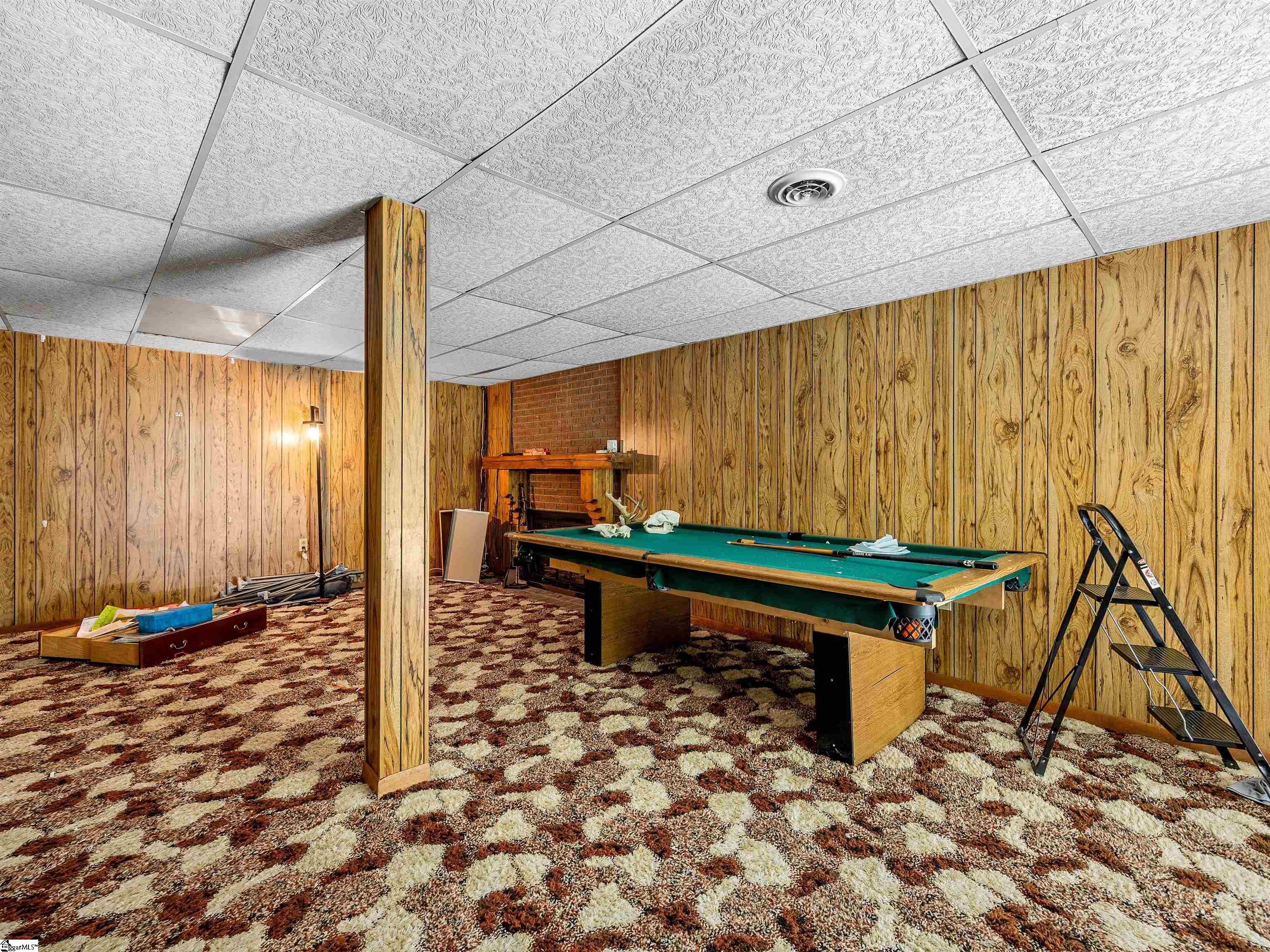 121 E Brookwood Lane Cowpens, SC 29330