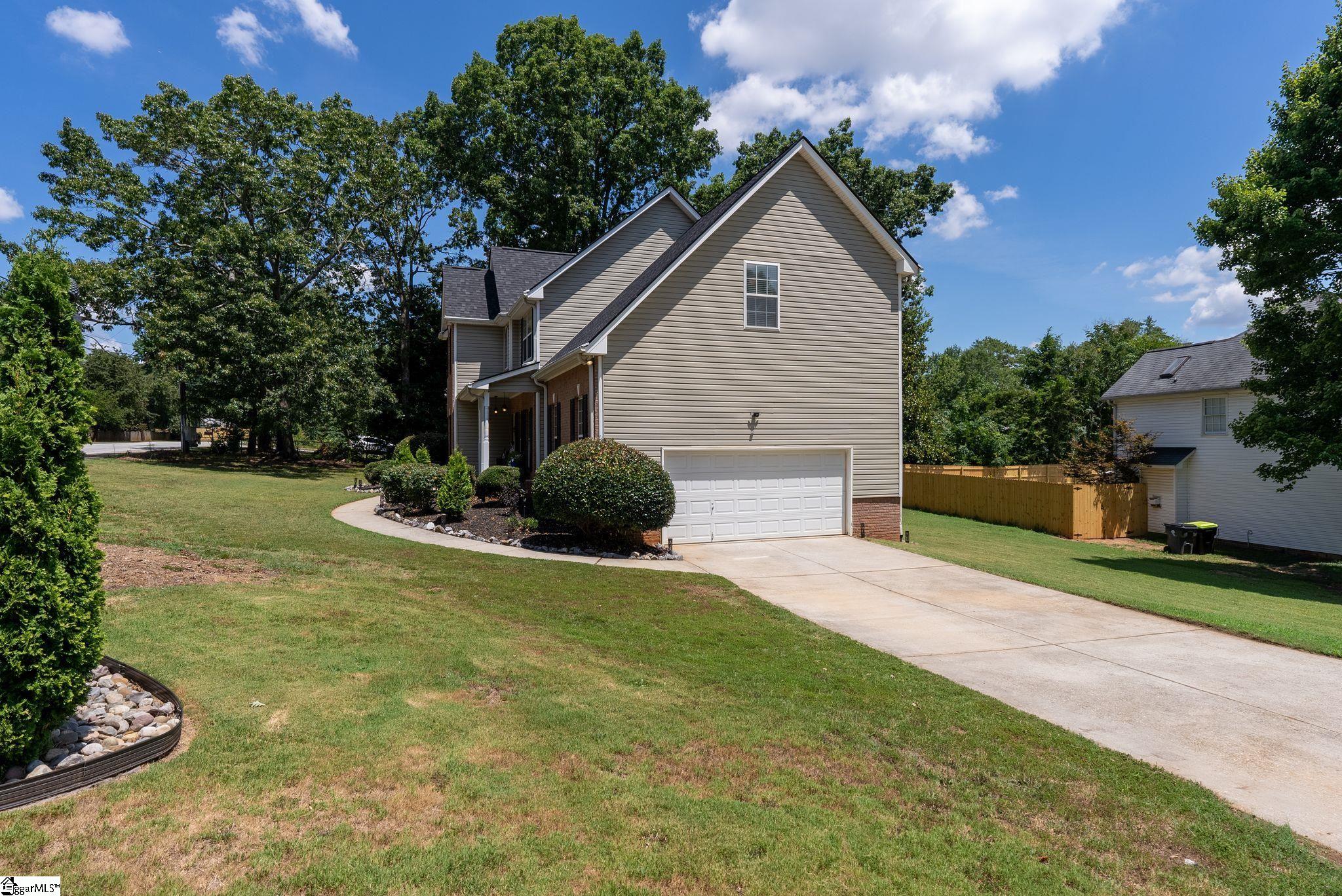 1 Plum Creek Lane Greenville, SC 29607