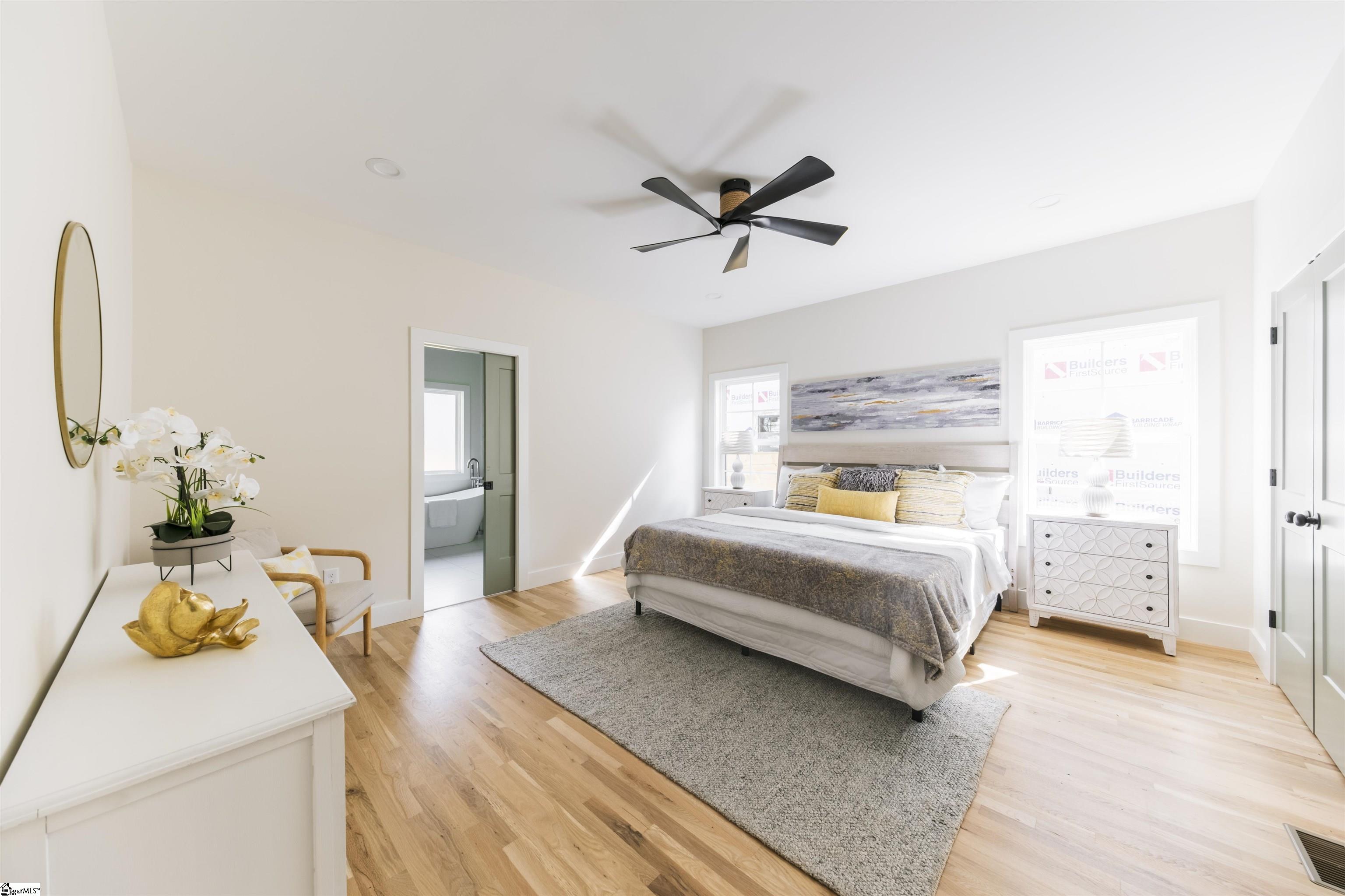 11 Stall Street Greenville, SC 29609