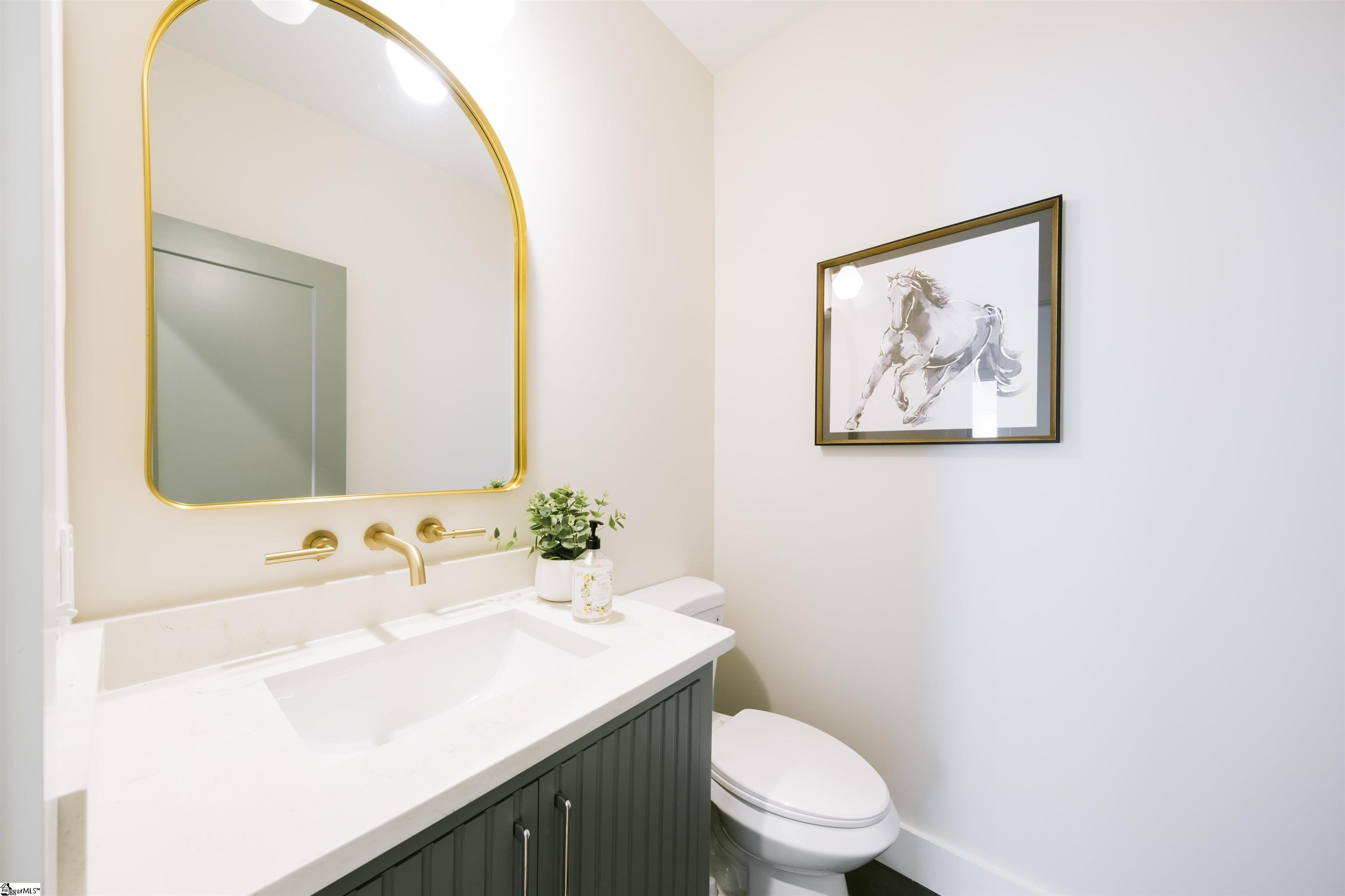 11 Stall Street Greenville, SC 29609