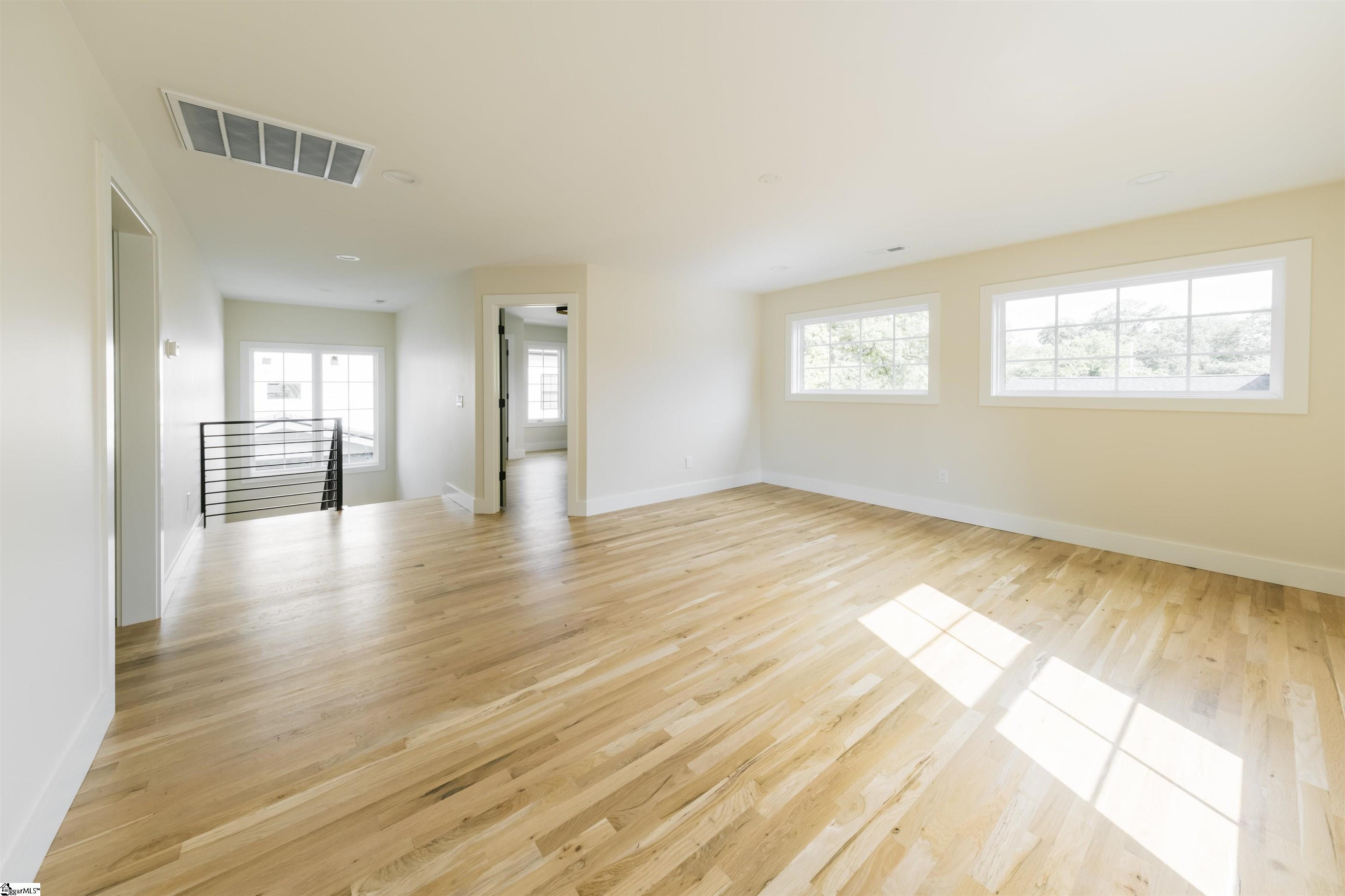 11 Stall Street Greenville, SC 29609