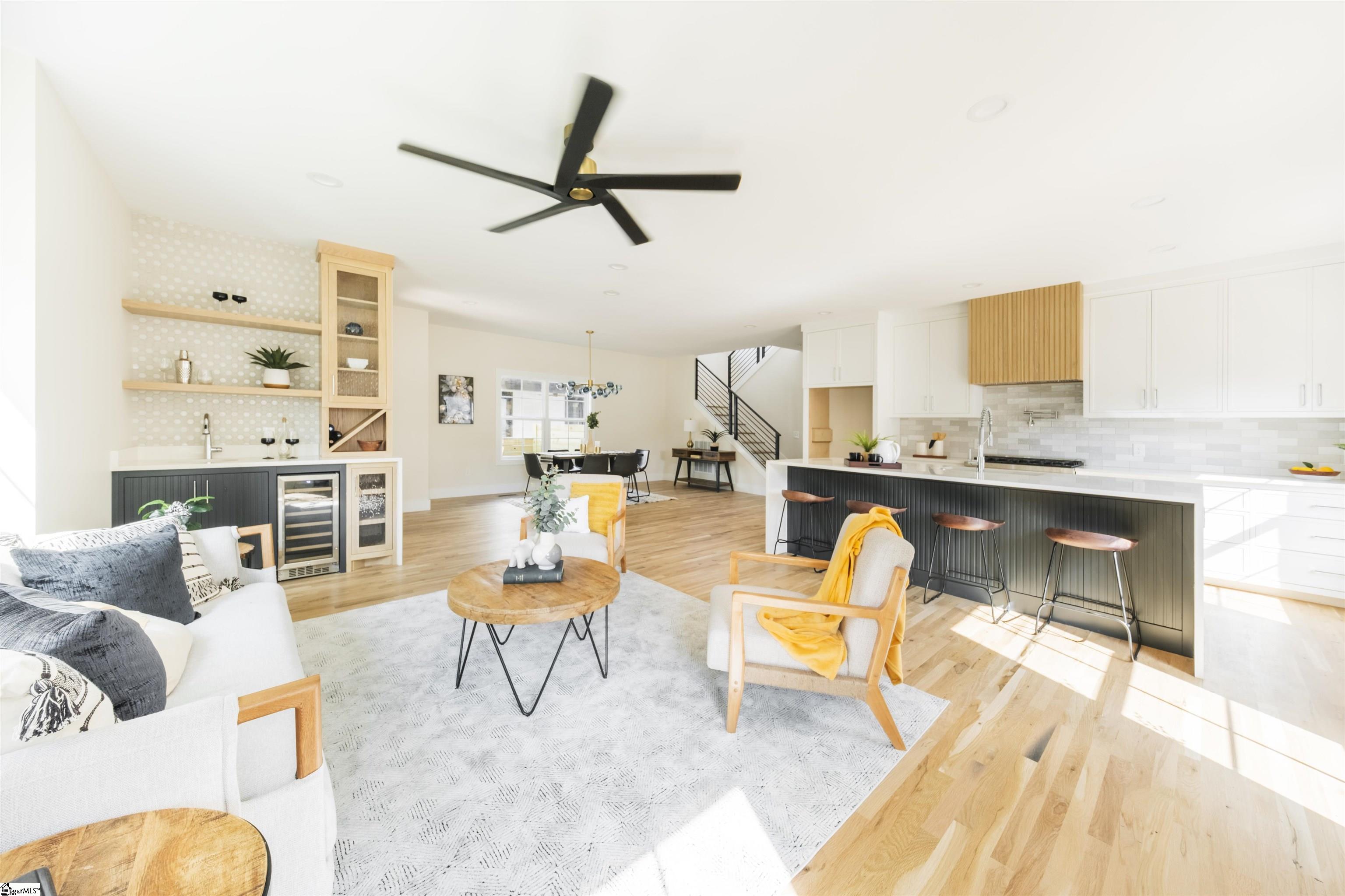 11 Stall Street Greenville, SC 29609