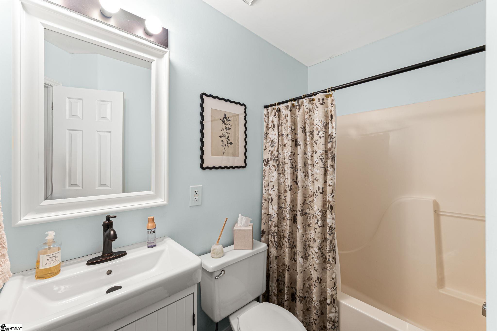 1 Indian Laurel Court Simpsonville, SC 29680-6626
