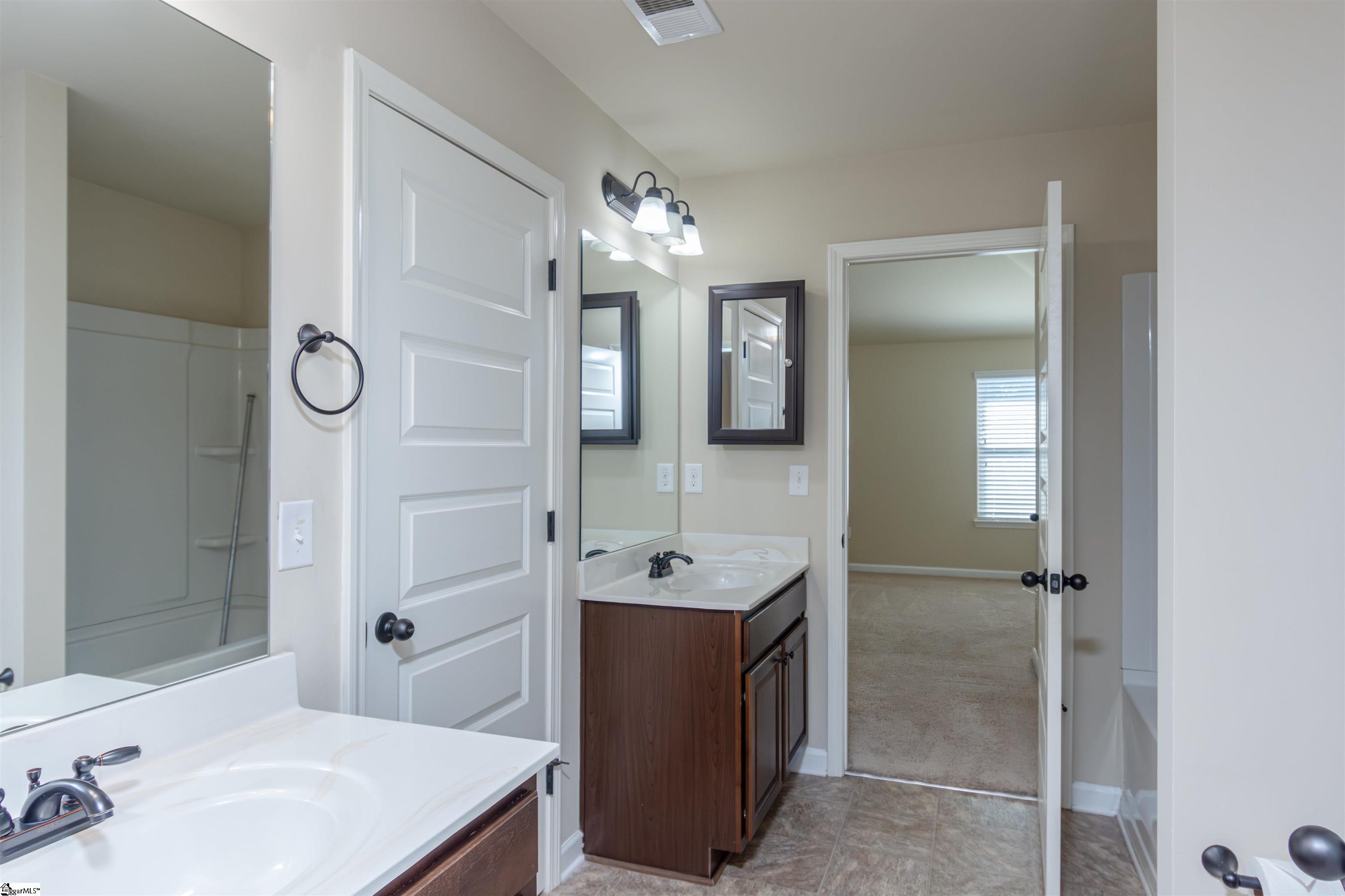 133 Harvest Brook Way Spartanburg, SC 29601