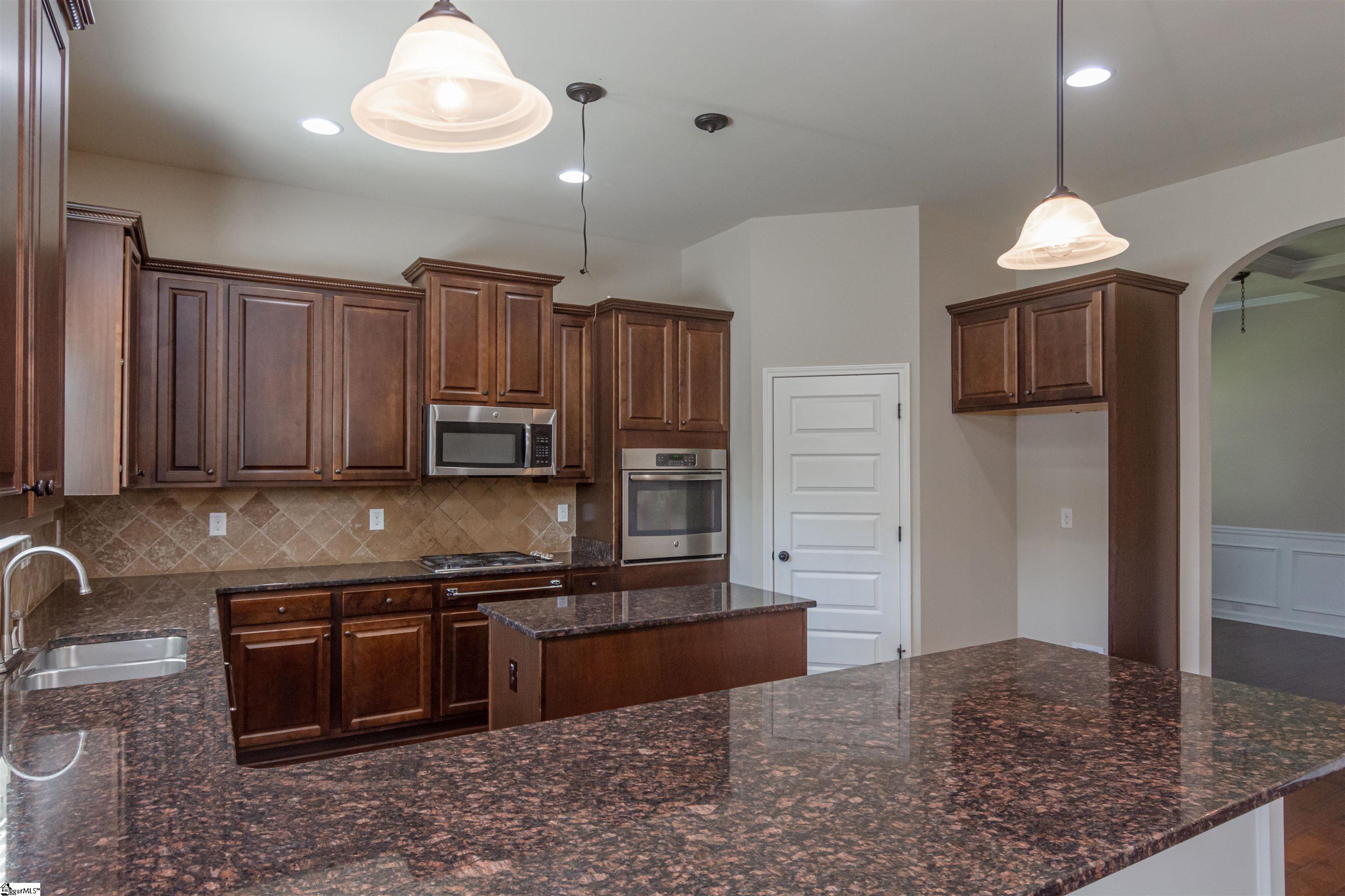 133 Harvest Brook Way Spartanburg, SC 29601