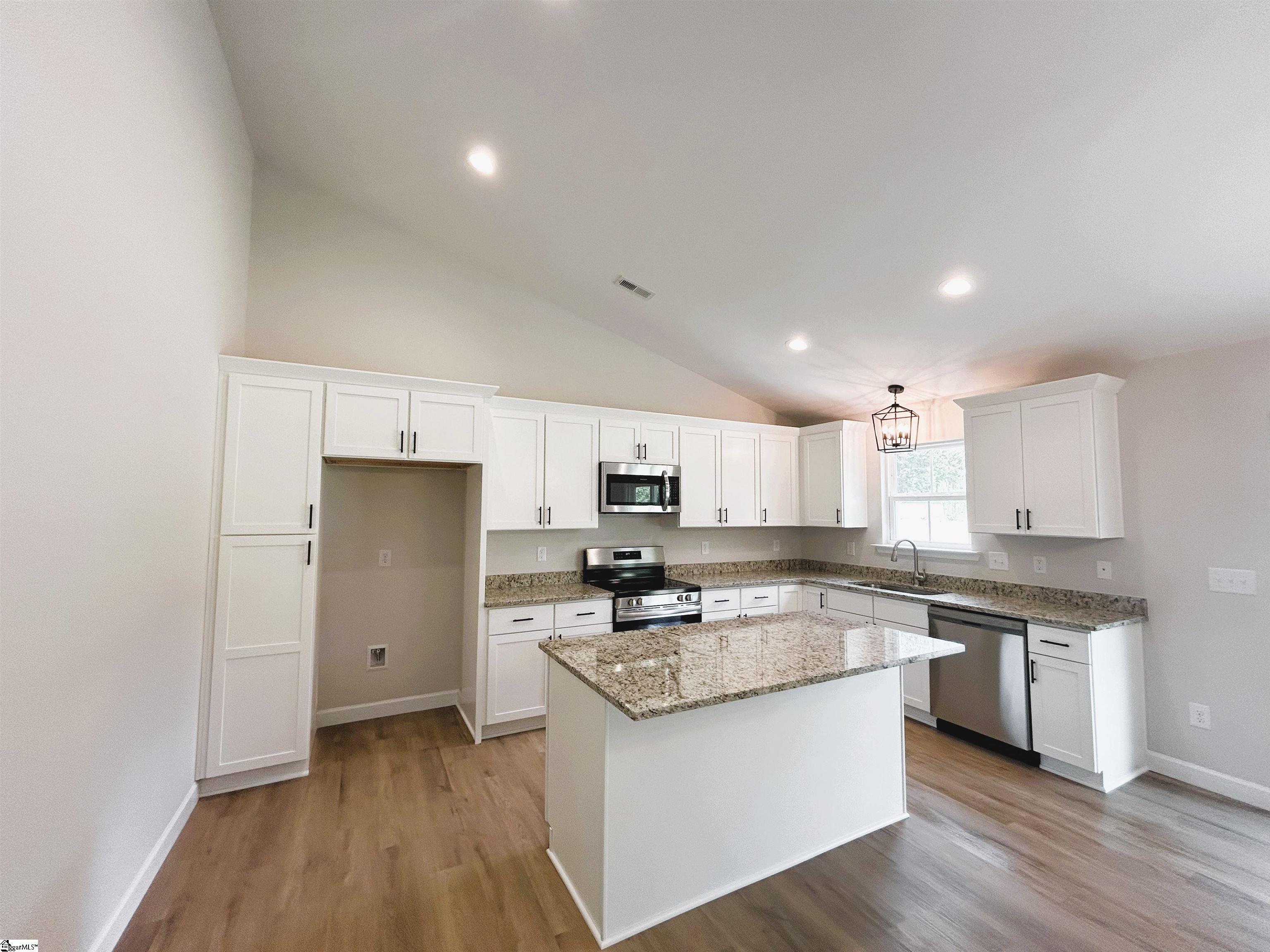 4043 Ridge Road Greer, SC 29651