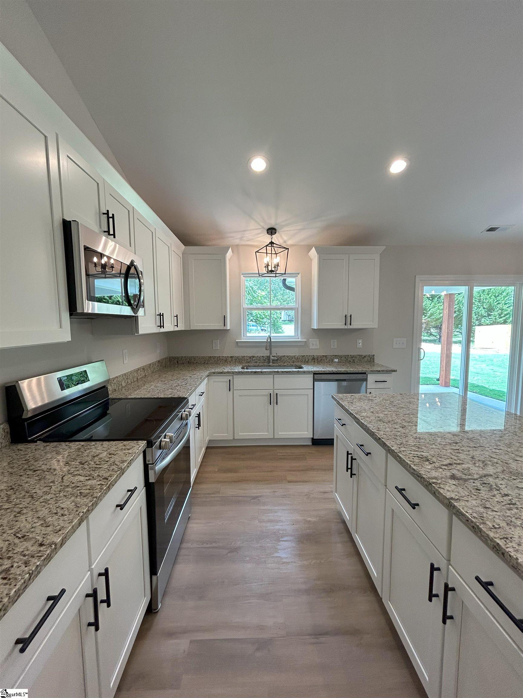 4043 Ridge Road Greer, SC 29651