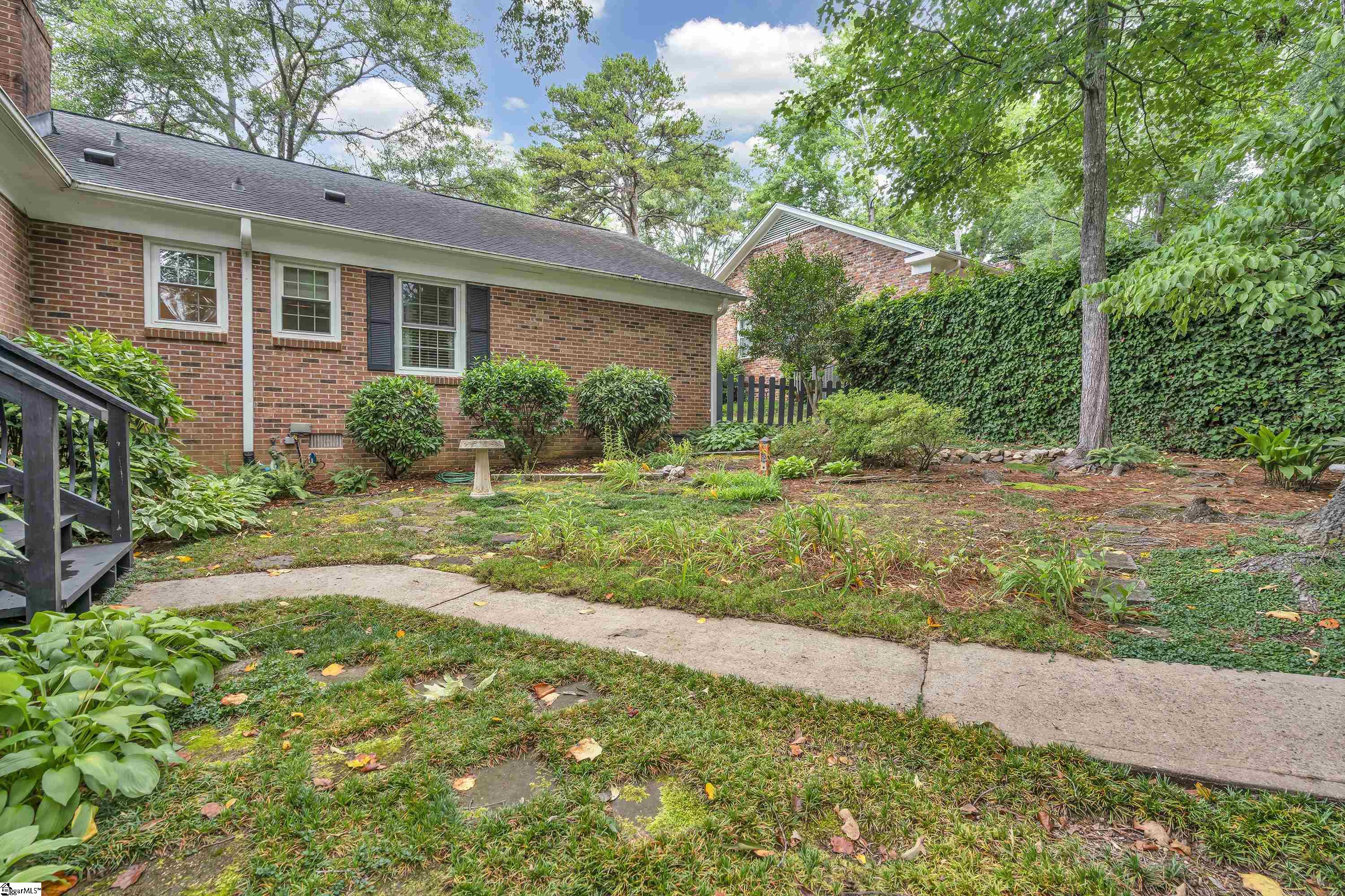 257 Heathwood Drive Spartanburg, SC 29307