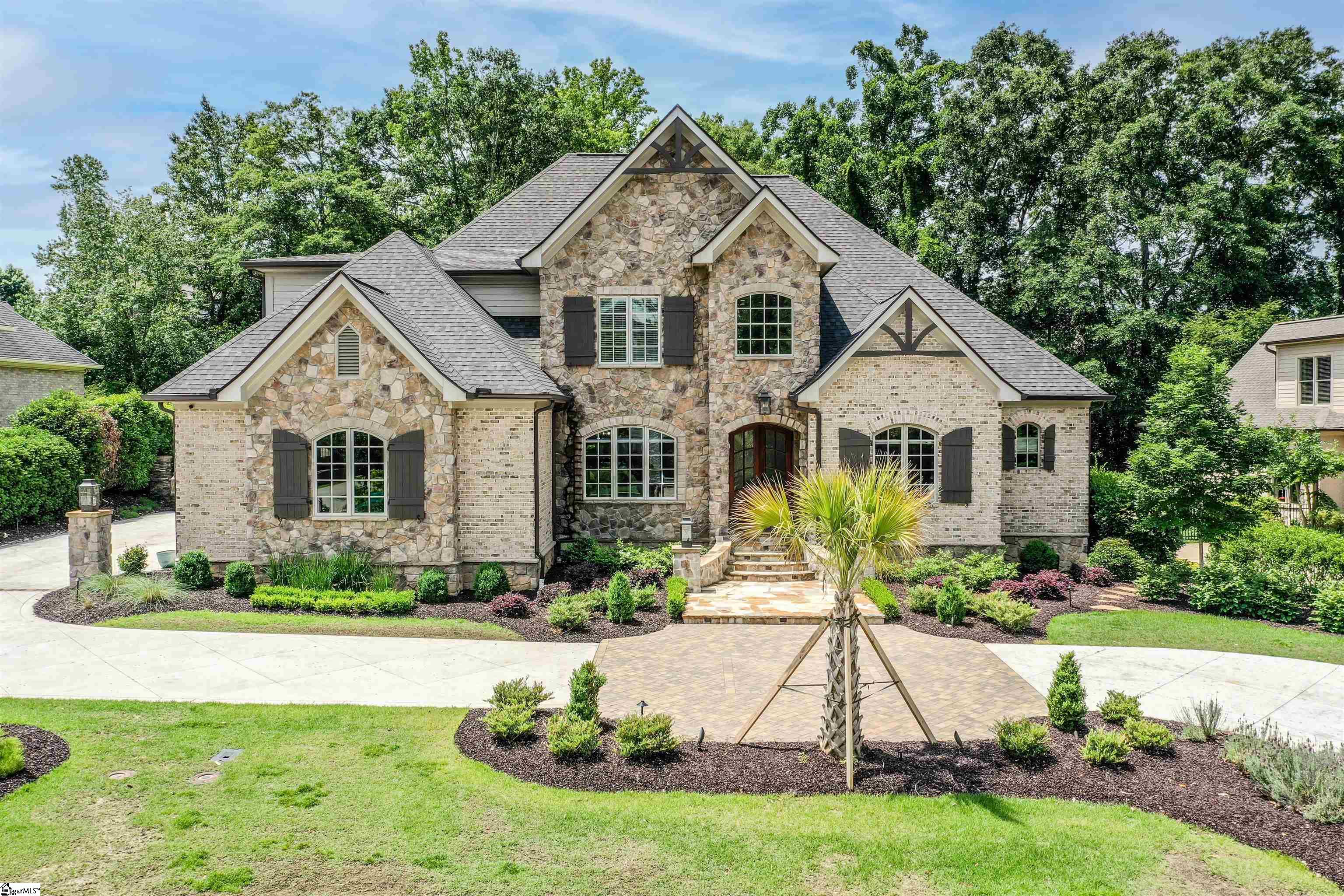 24 Rolleston Drive Greenville, SC 29615