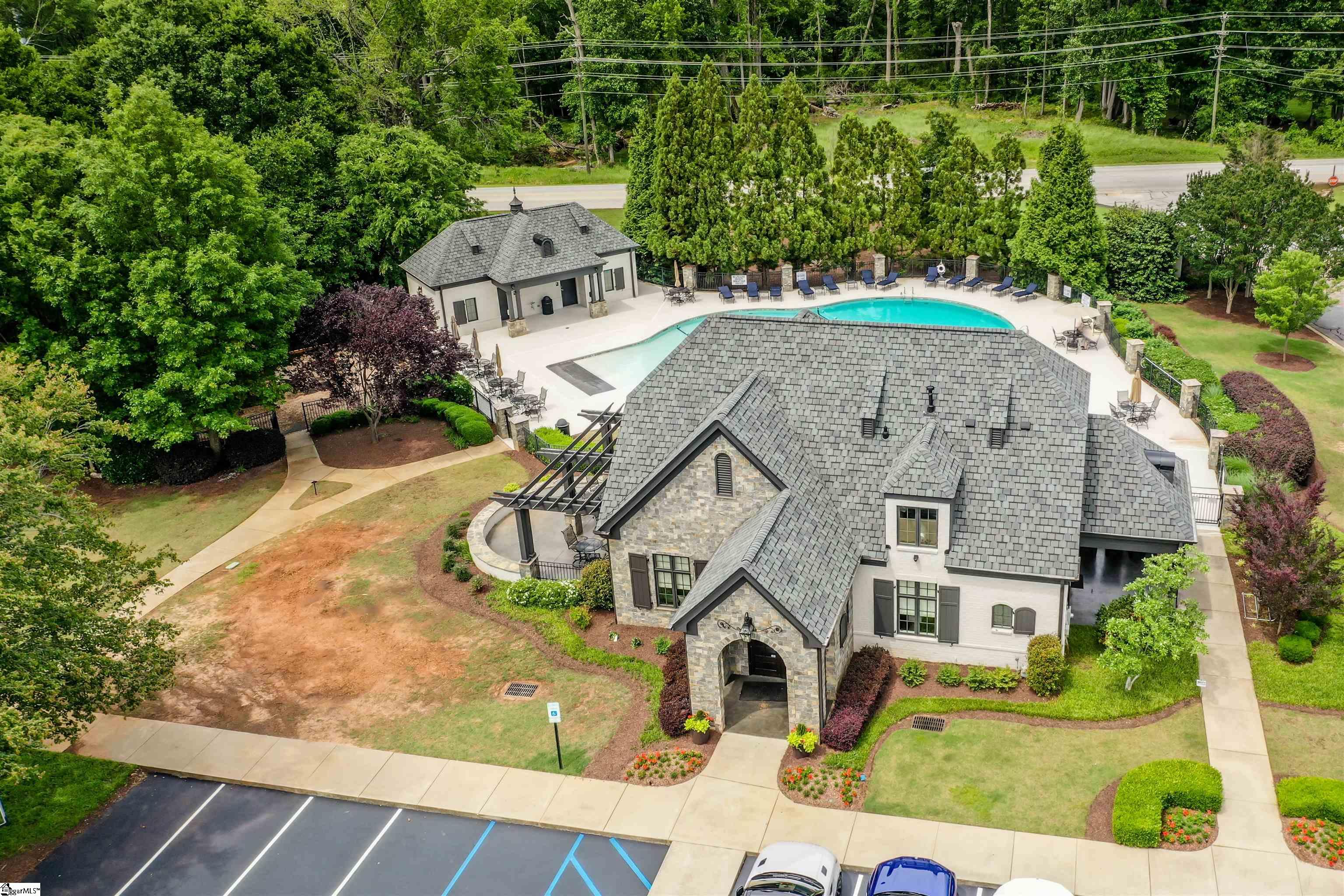 24 Rolleston Drive Greenville, SC 29615