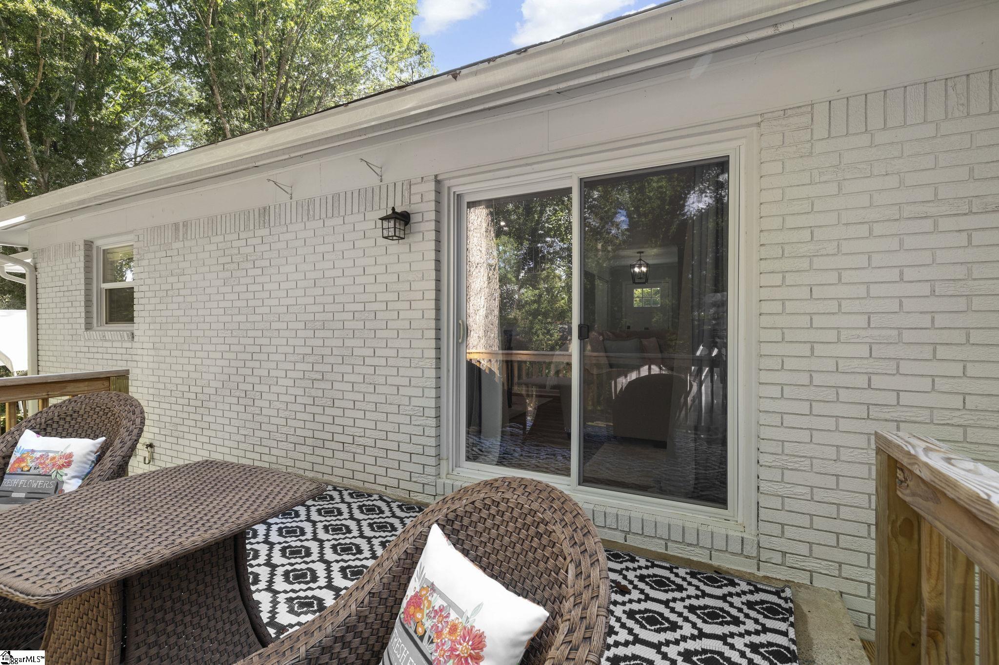 1401 Oak Drive Pendelton, SC 29670