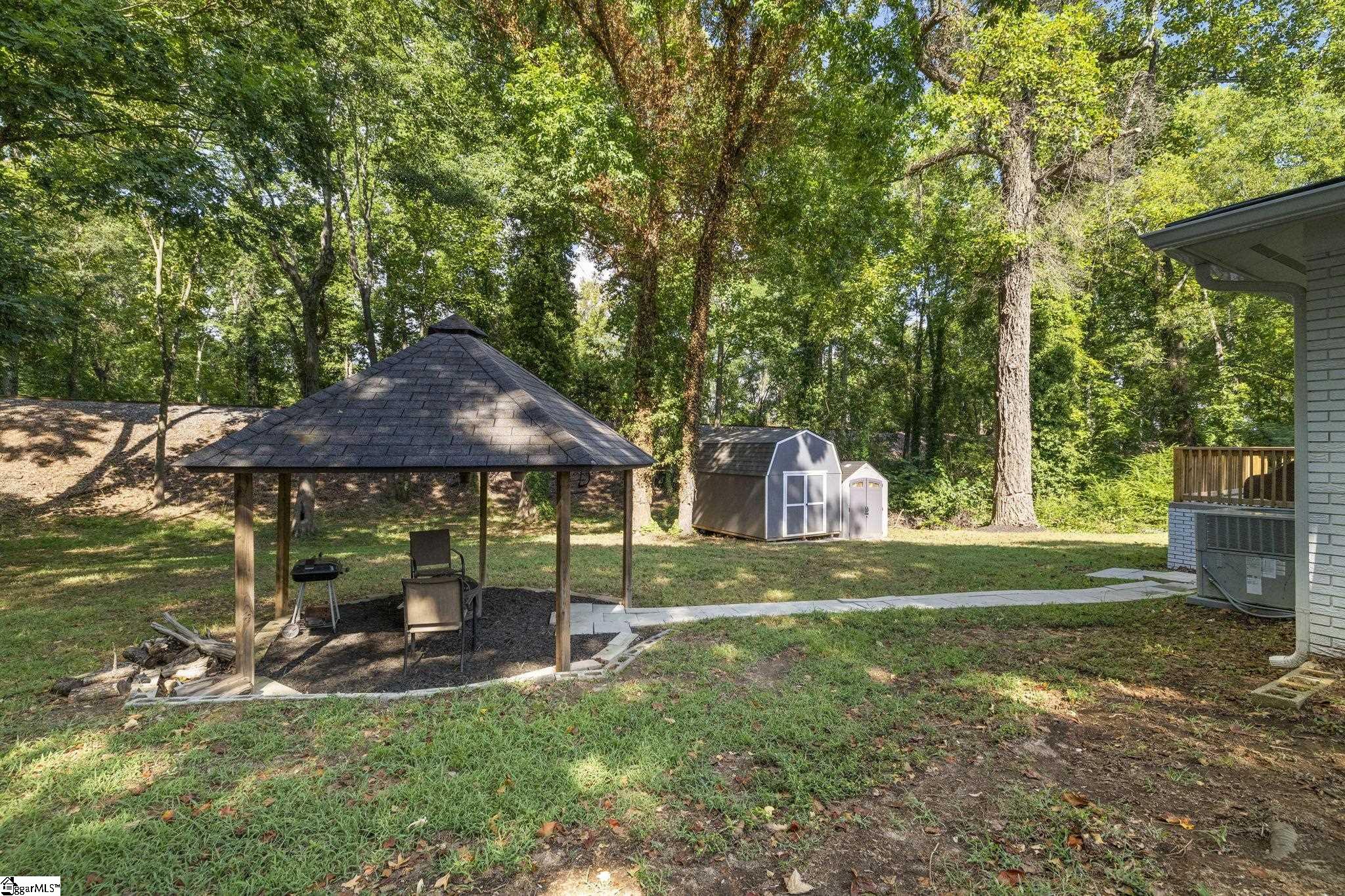 1401 Oak Drive Pendelton, SC 29670