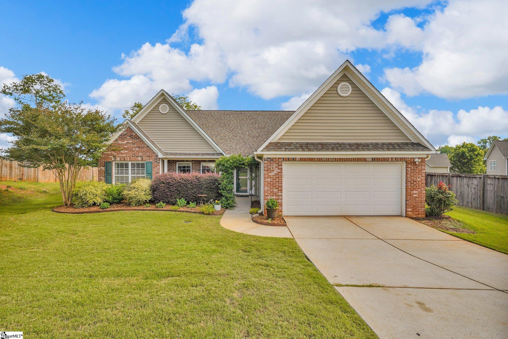 33 Eventide Drive Simpsonville, SC 29681