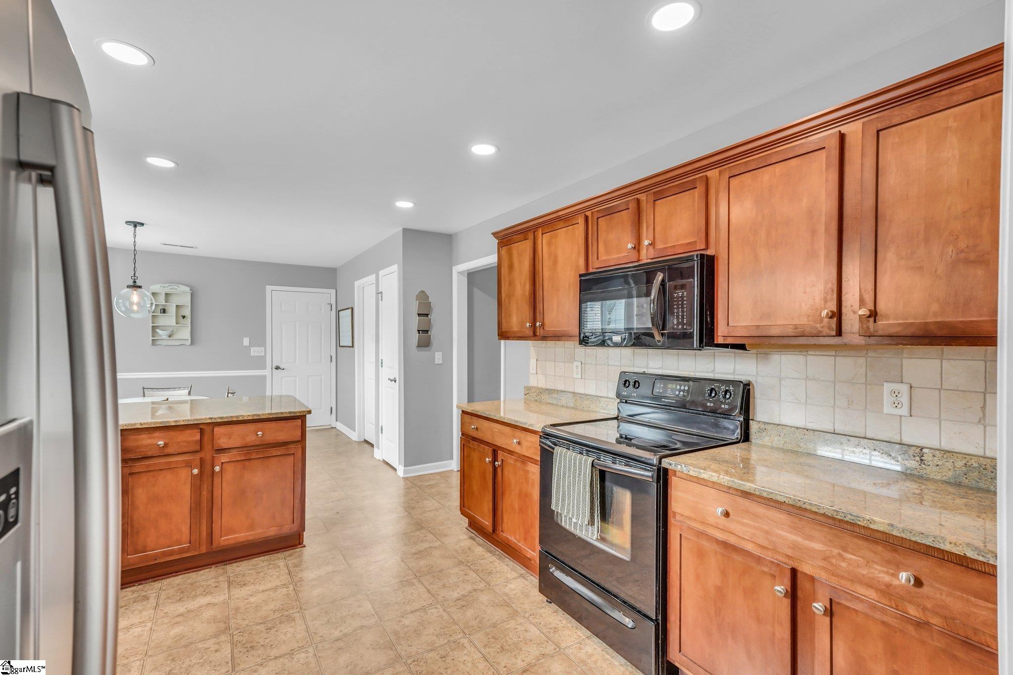 33 Eventide Drive Simpsonville, SC 29681