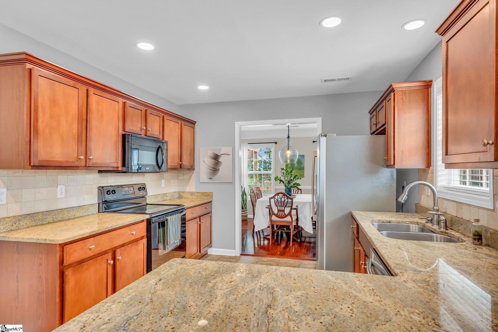 33 Eventide Drive Simpsonville, SC 29681