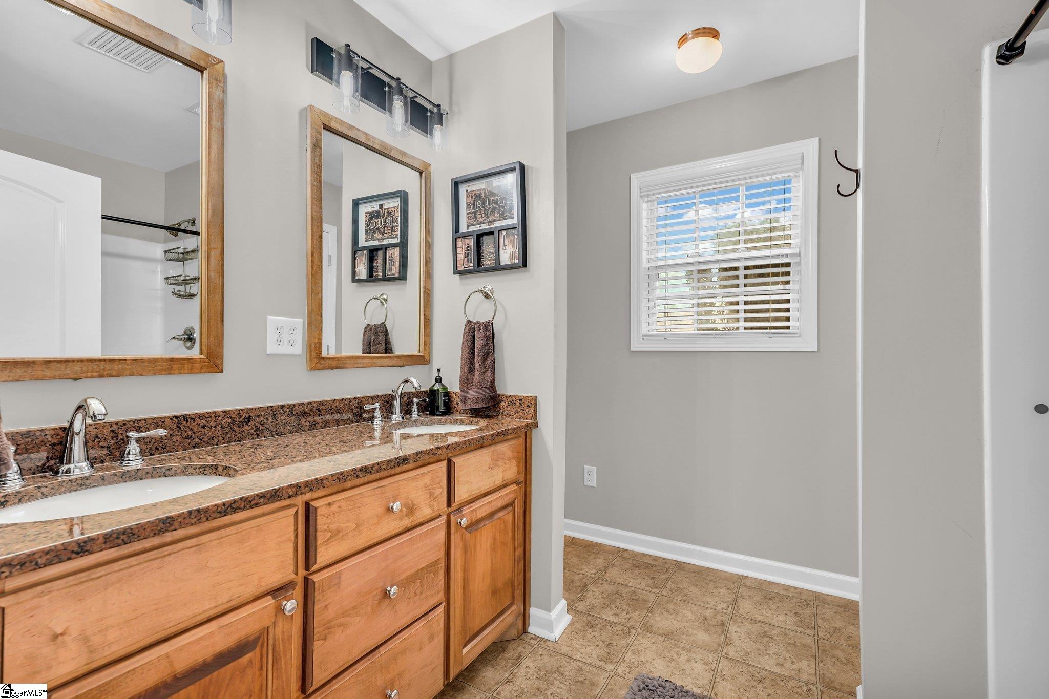 33 Eventide Drive Simpsonville, SC 29681