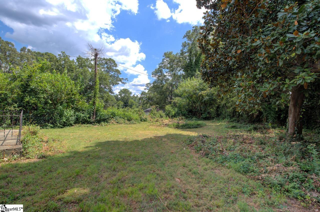 494 Longview Drive Spartanburg, SC 29303