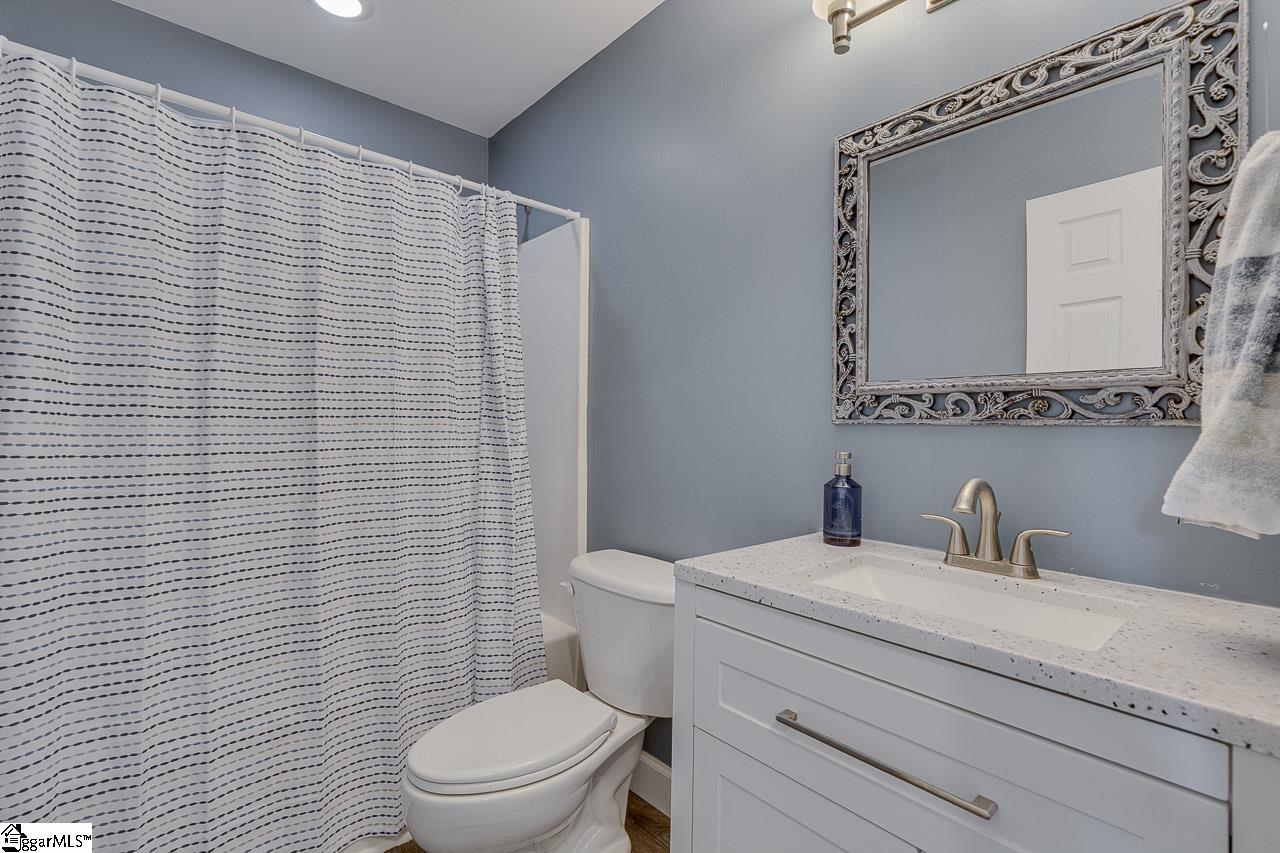 304 Schooner Court Simpsonville, SC 29680