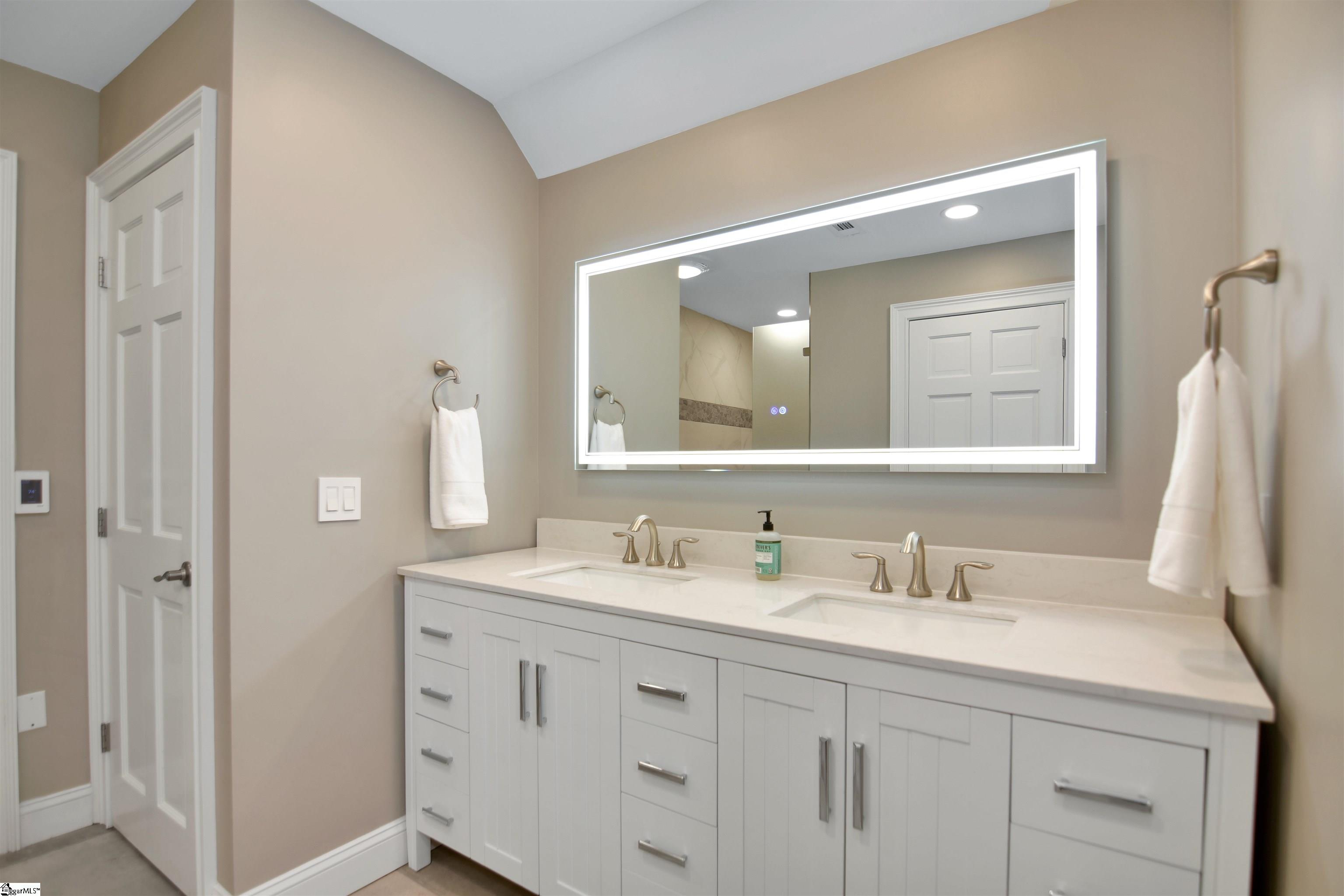 26 Beacon Ridge Circle Salem, SC 29676