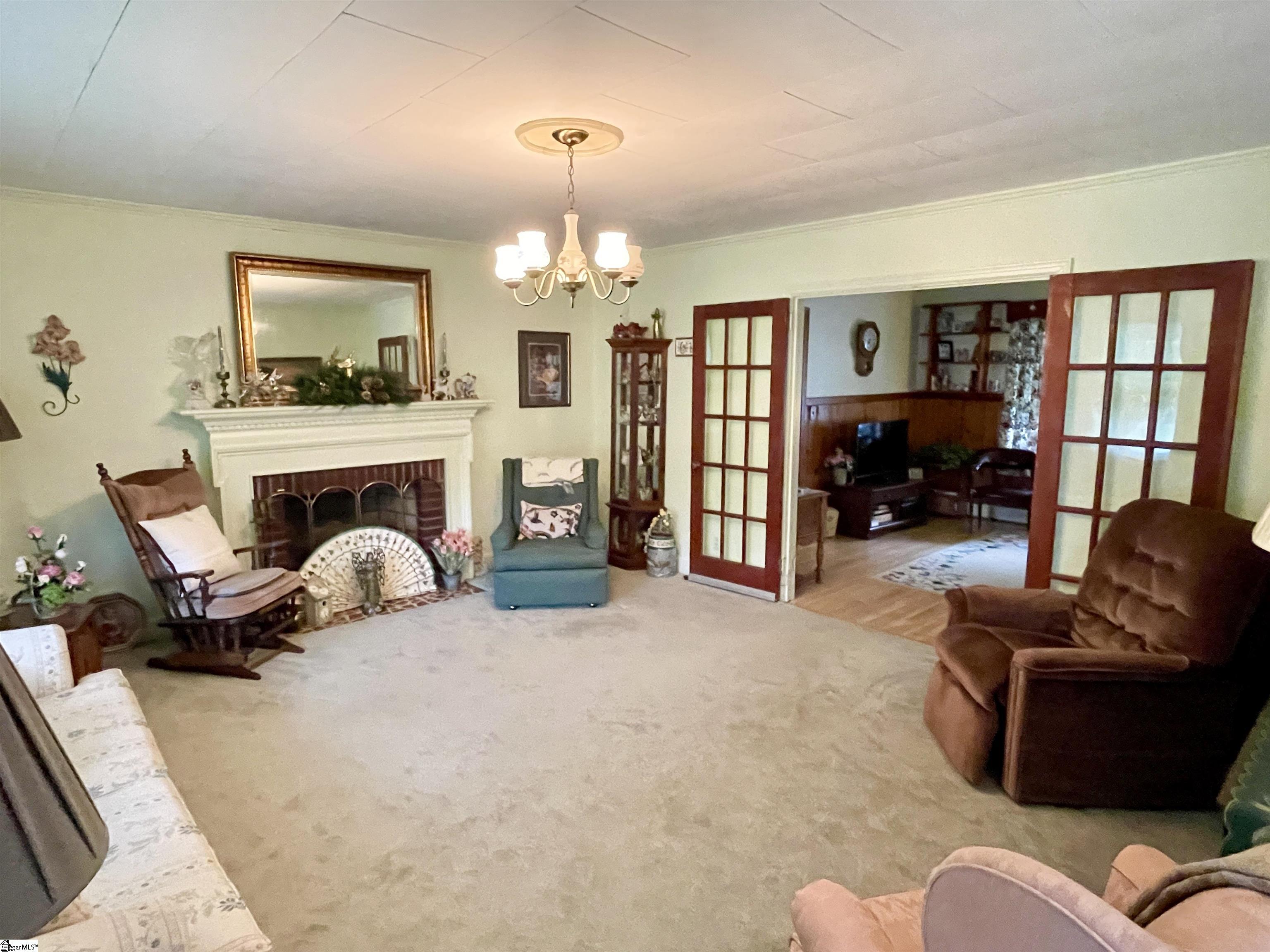 207 Elm Street Clinton, SC 29325