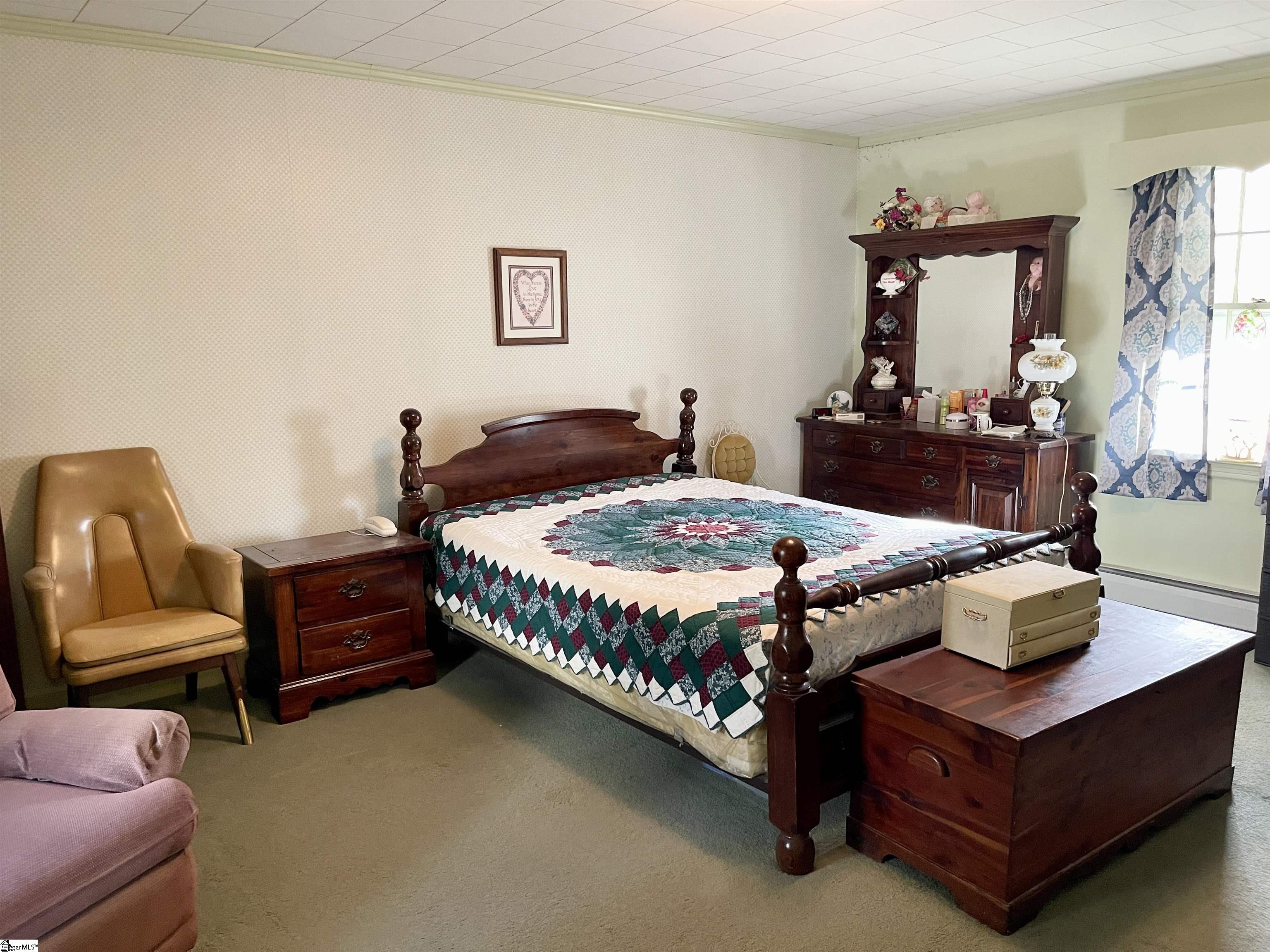 207 Elm Street Clinton, SC 29325