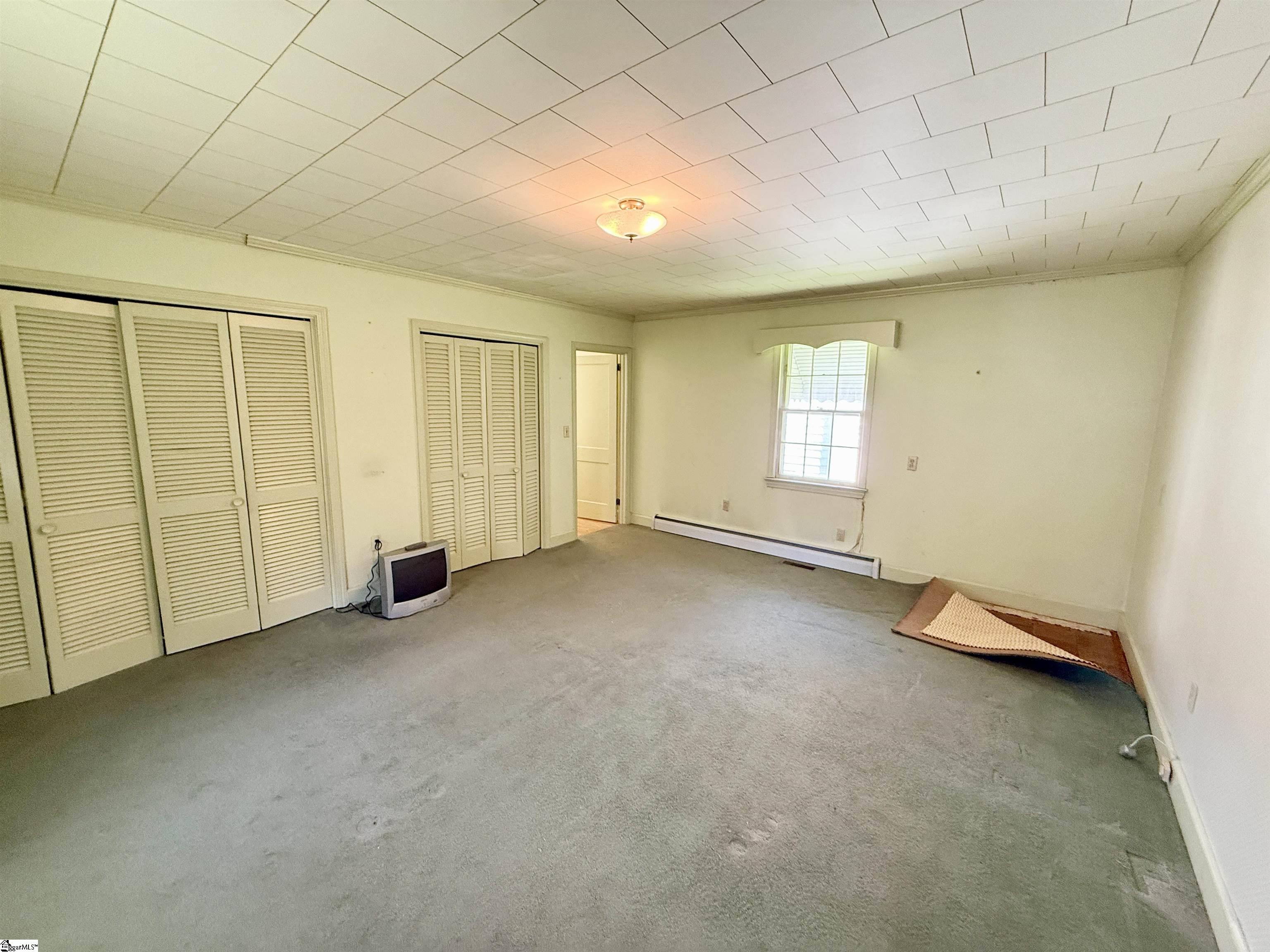 207 Elm Street Clinton, SC 29325