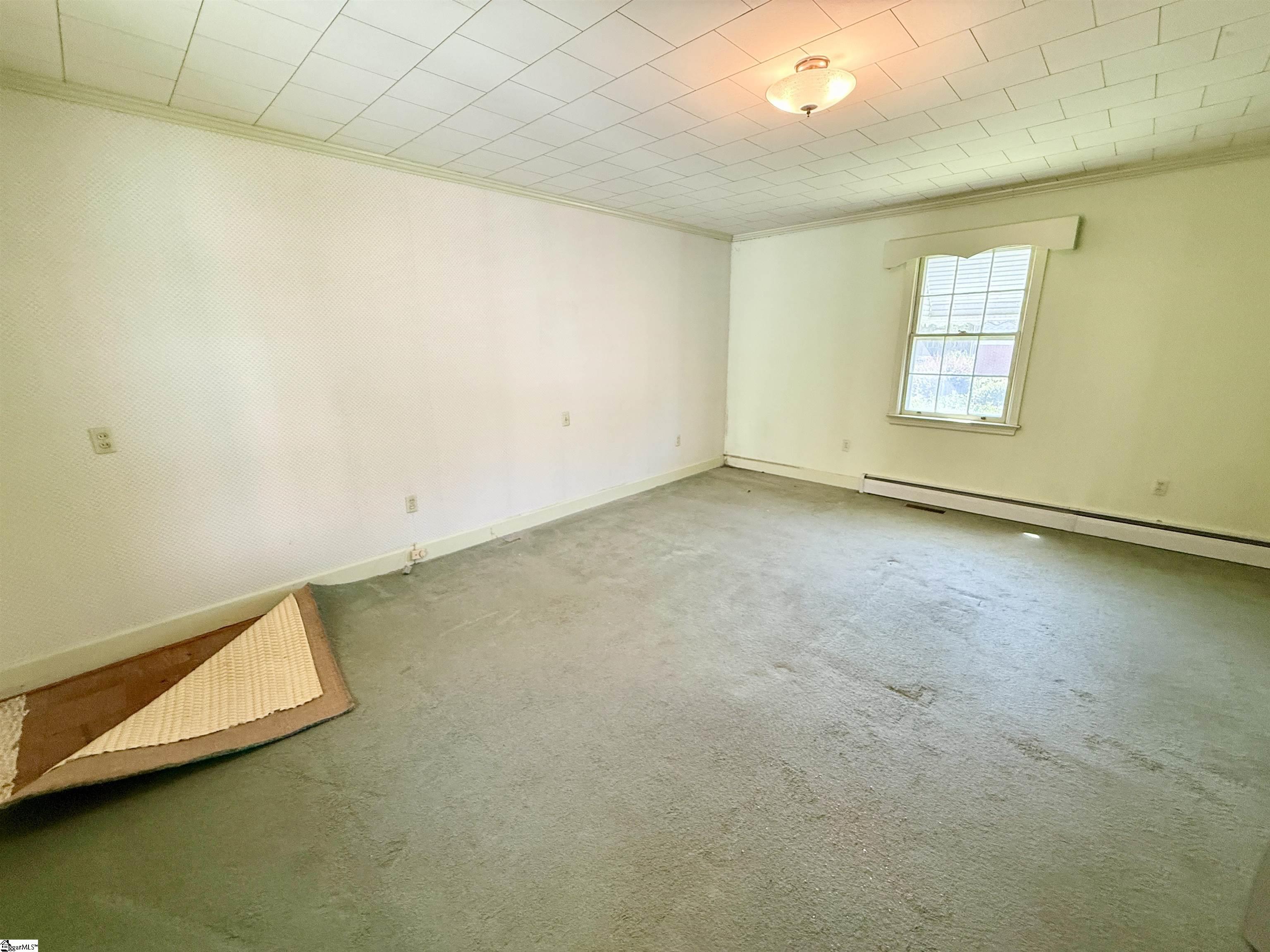 207 Elm Street Clinton, SC 29325