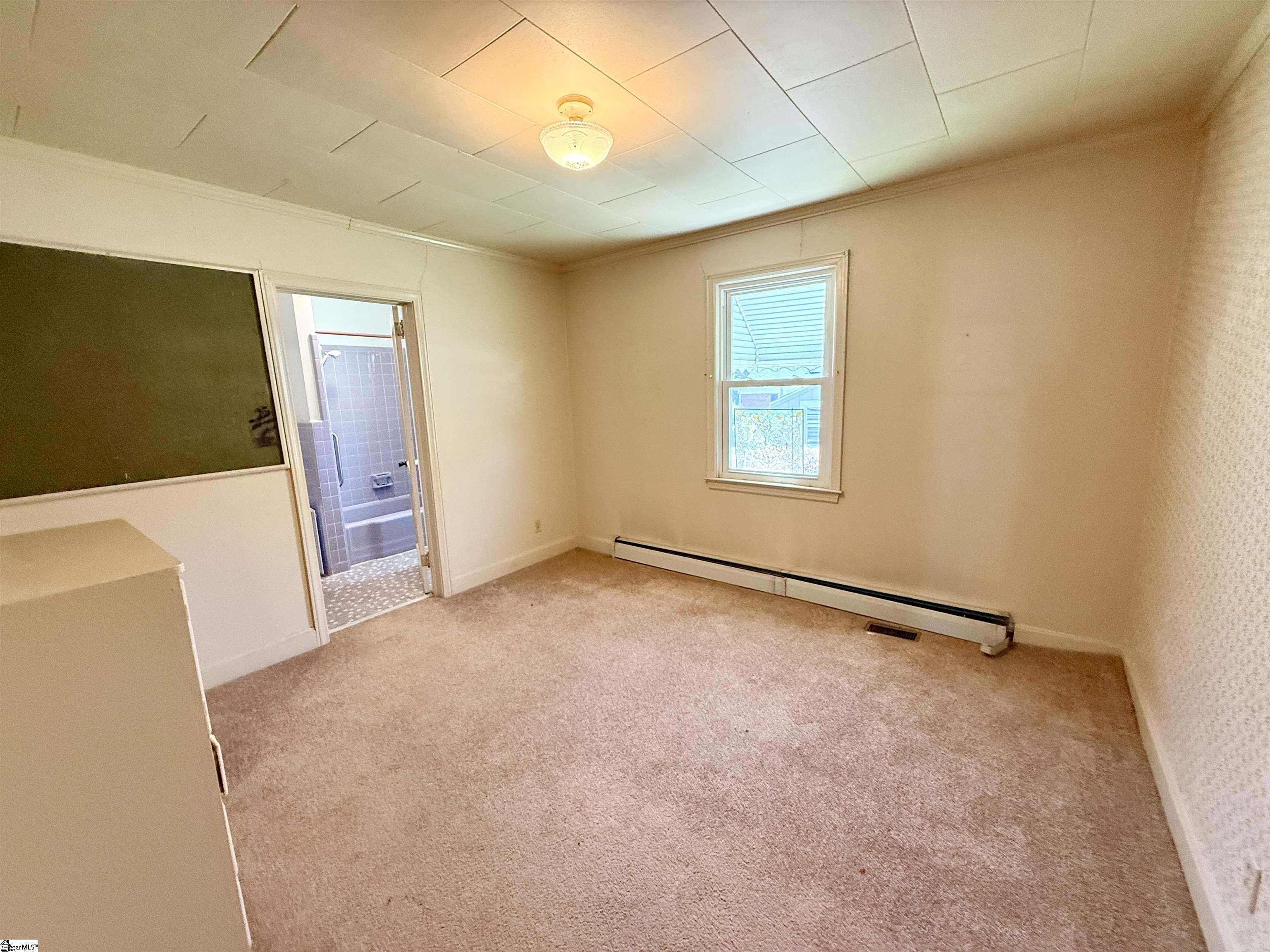 207 Elm Street Clinton, SC 29325