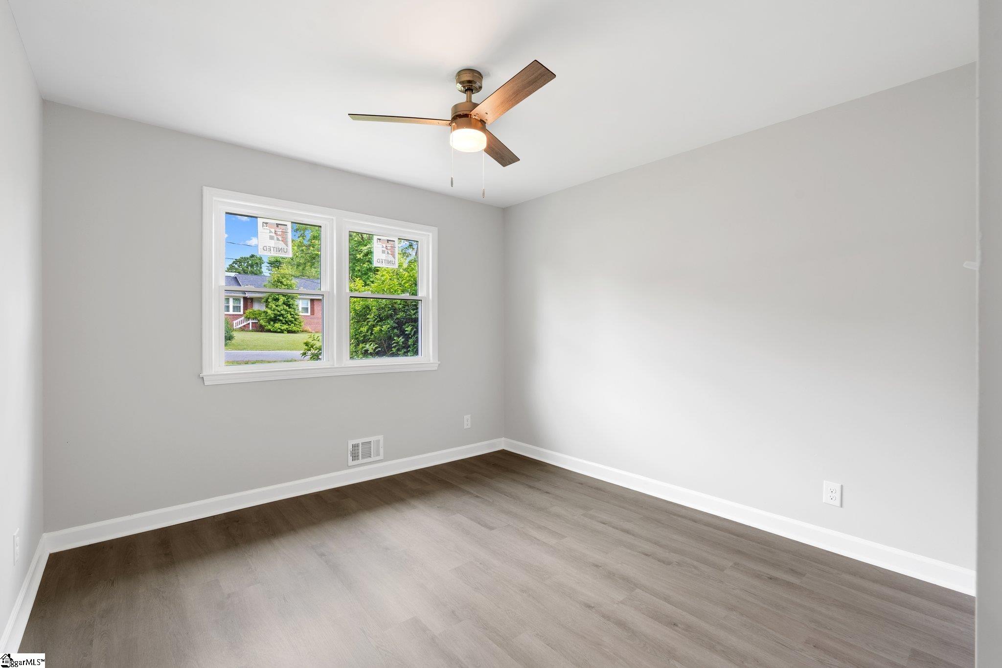 160 Meadow Street Spartanburg, SC 29307