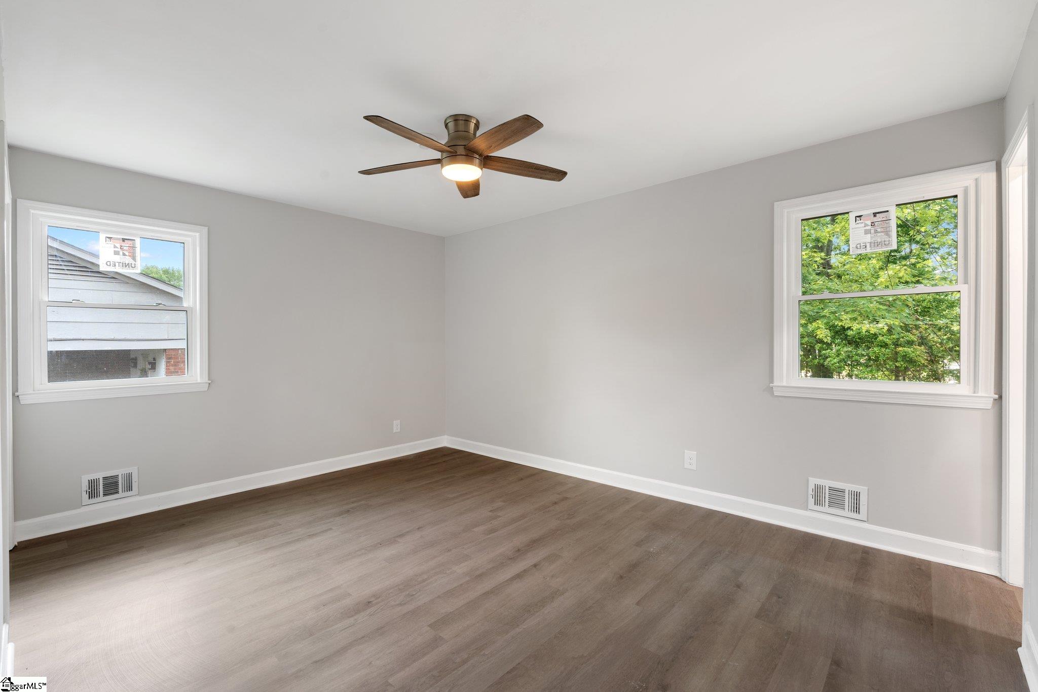 160 Meadow Street Spartanburg, SC 29307