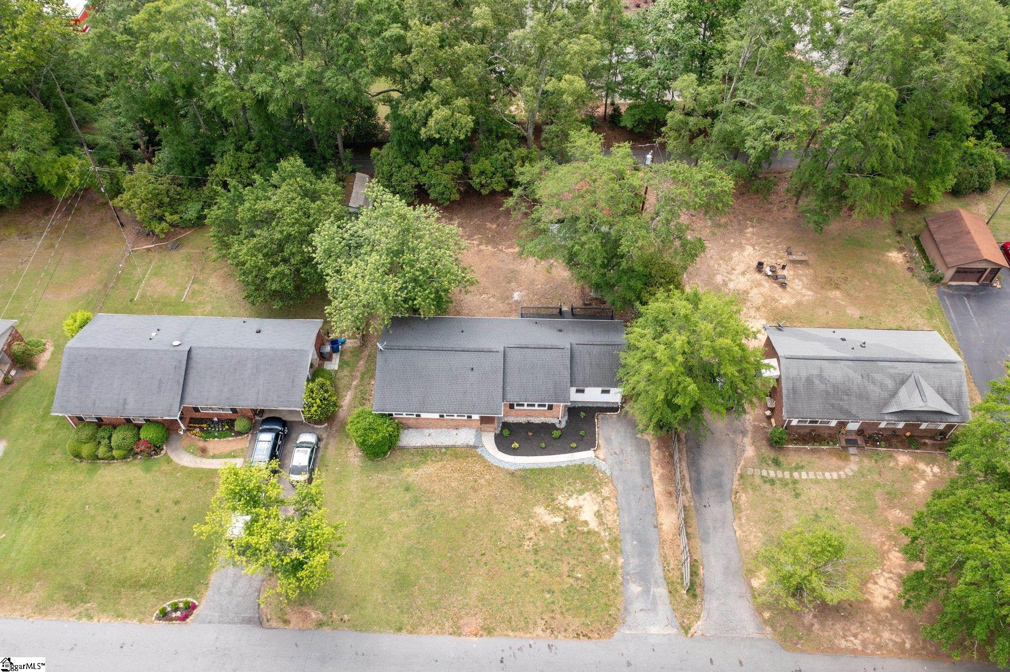 160 Meadow Street Spartanburg, SC 29307