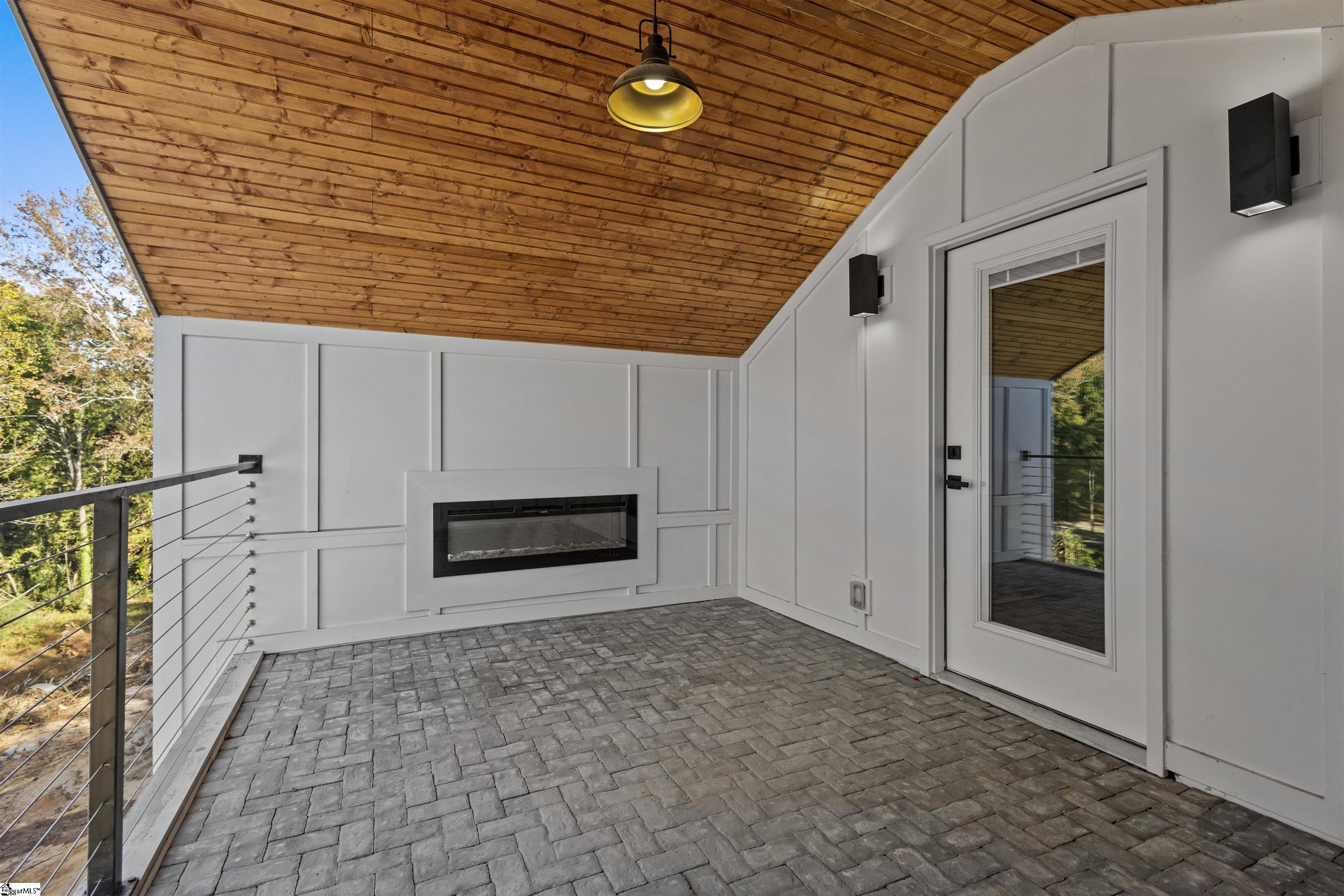 101 Daisy Lane Easley, SC 29640-2034