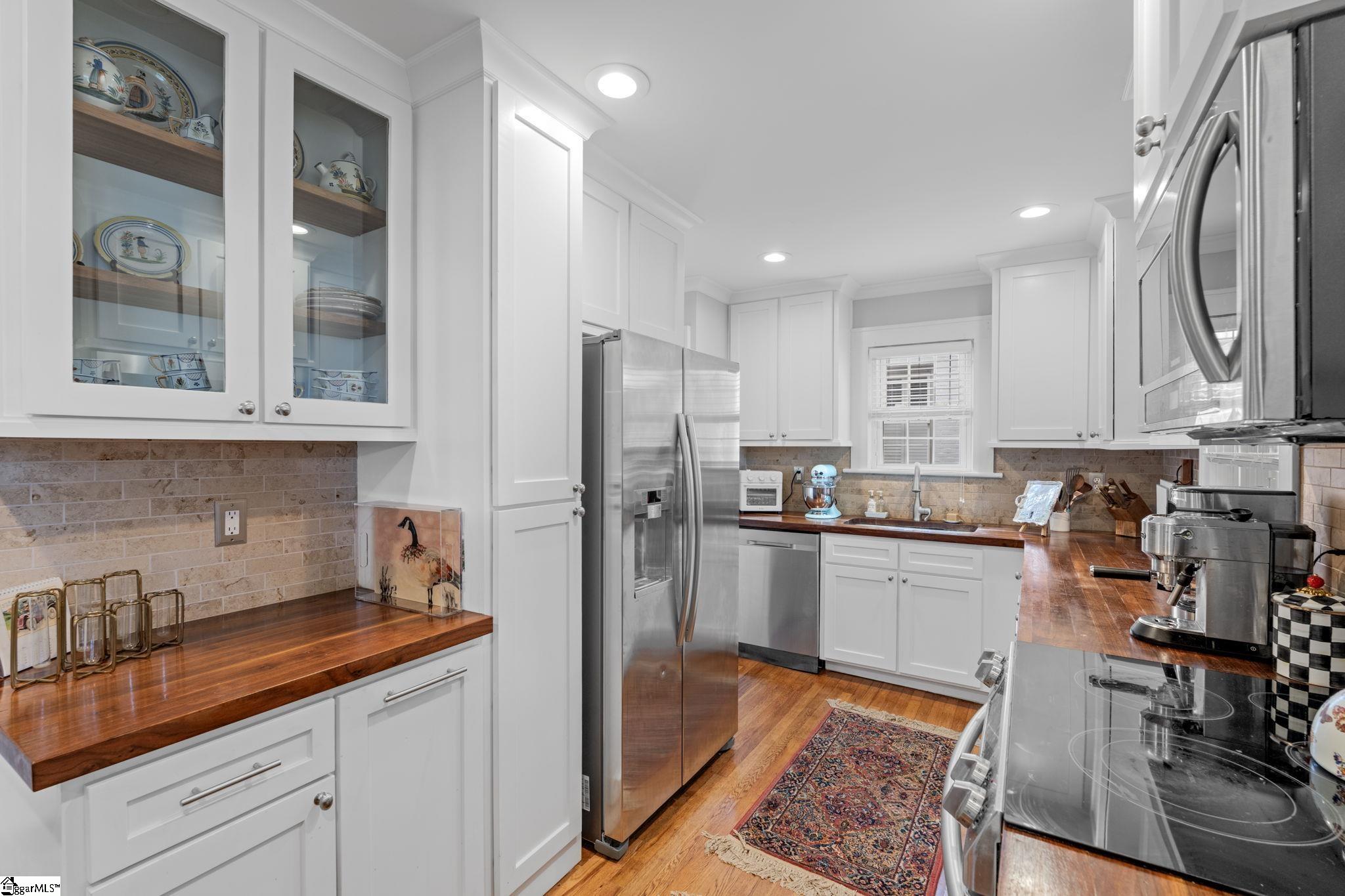 119 Lanneau Drive Greenville, SC 29605