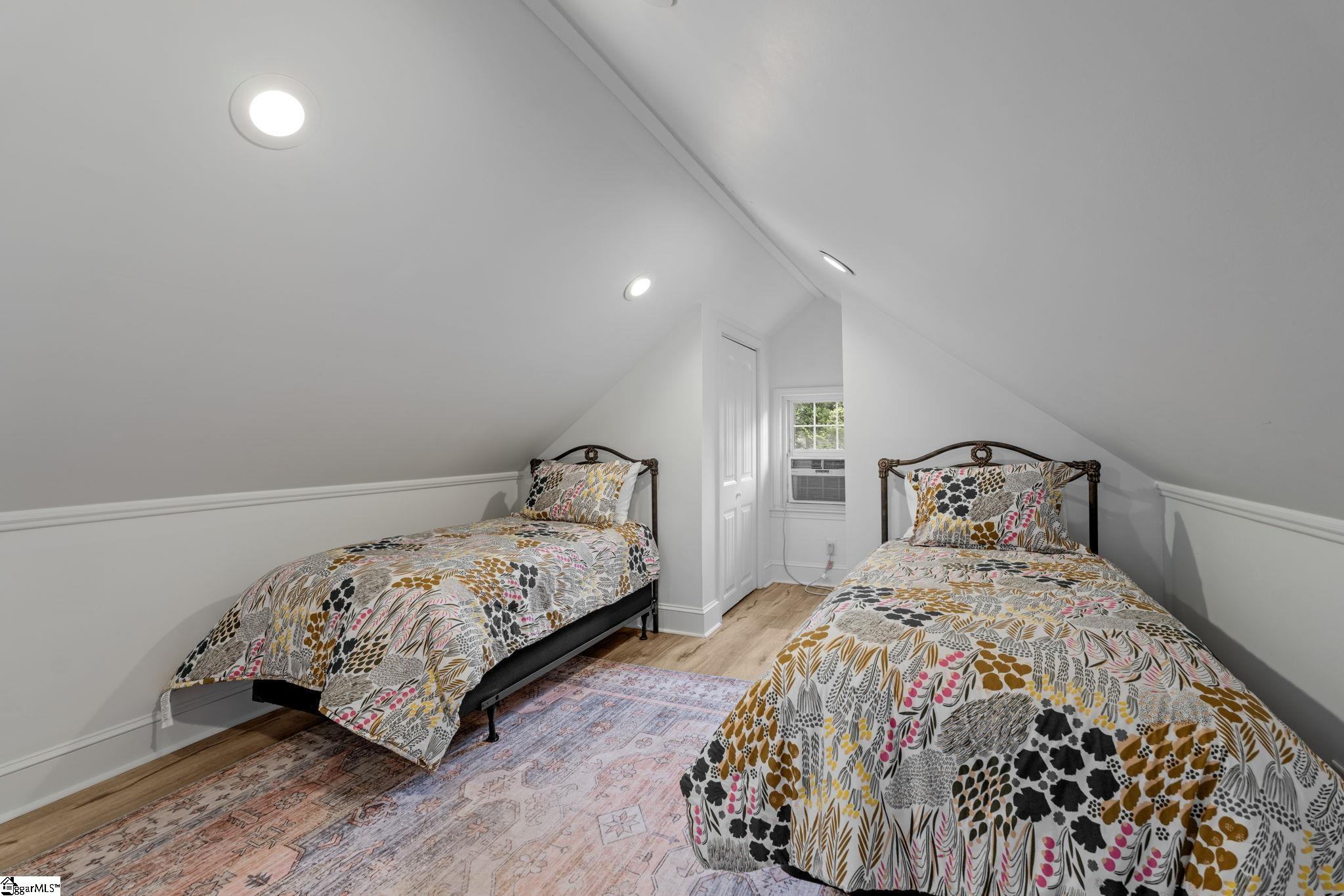 119 Lanneau Drive Greenville, SC 29605