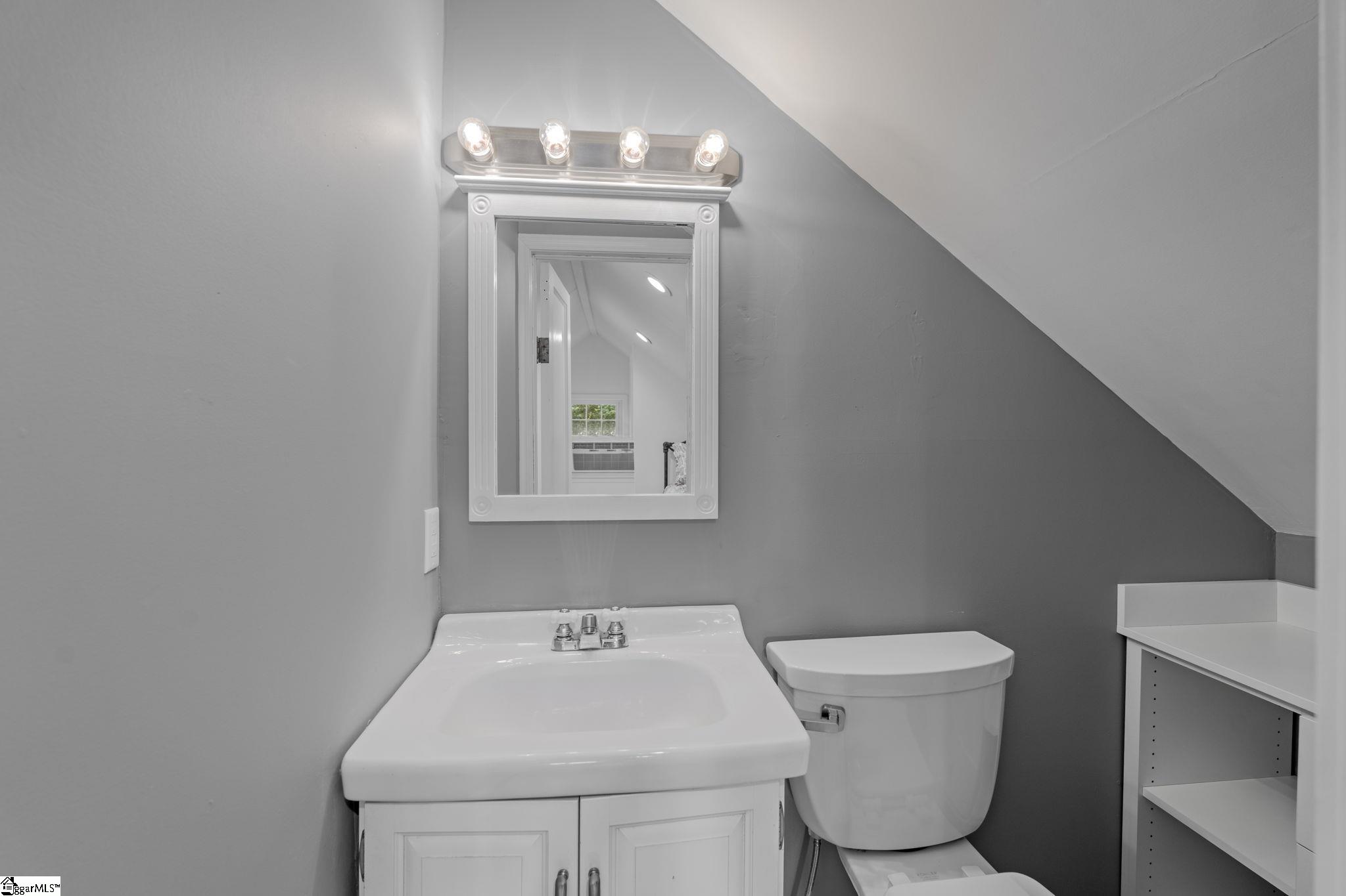 119 Lanneau Drive Greenville, SC 29605