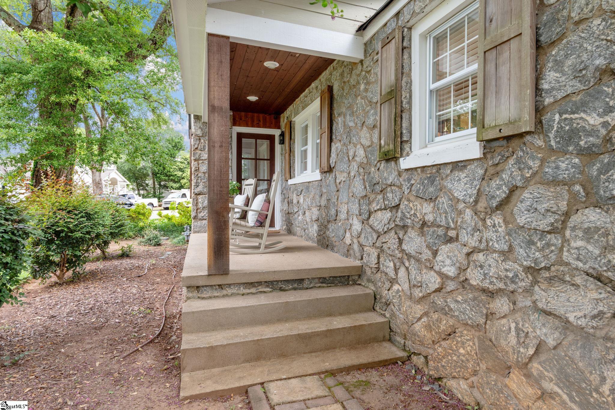 119 Lanneau Drive Greenville, SC 29605