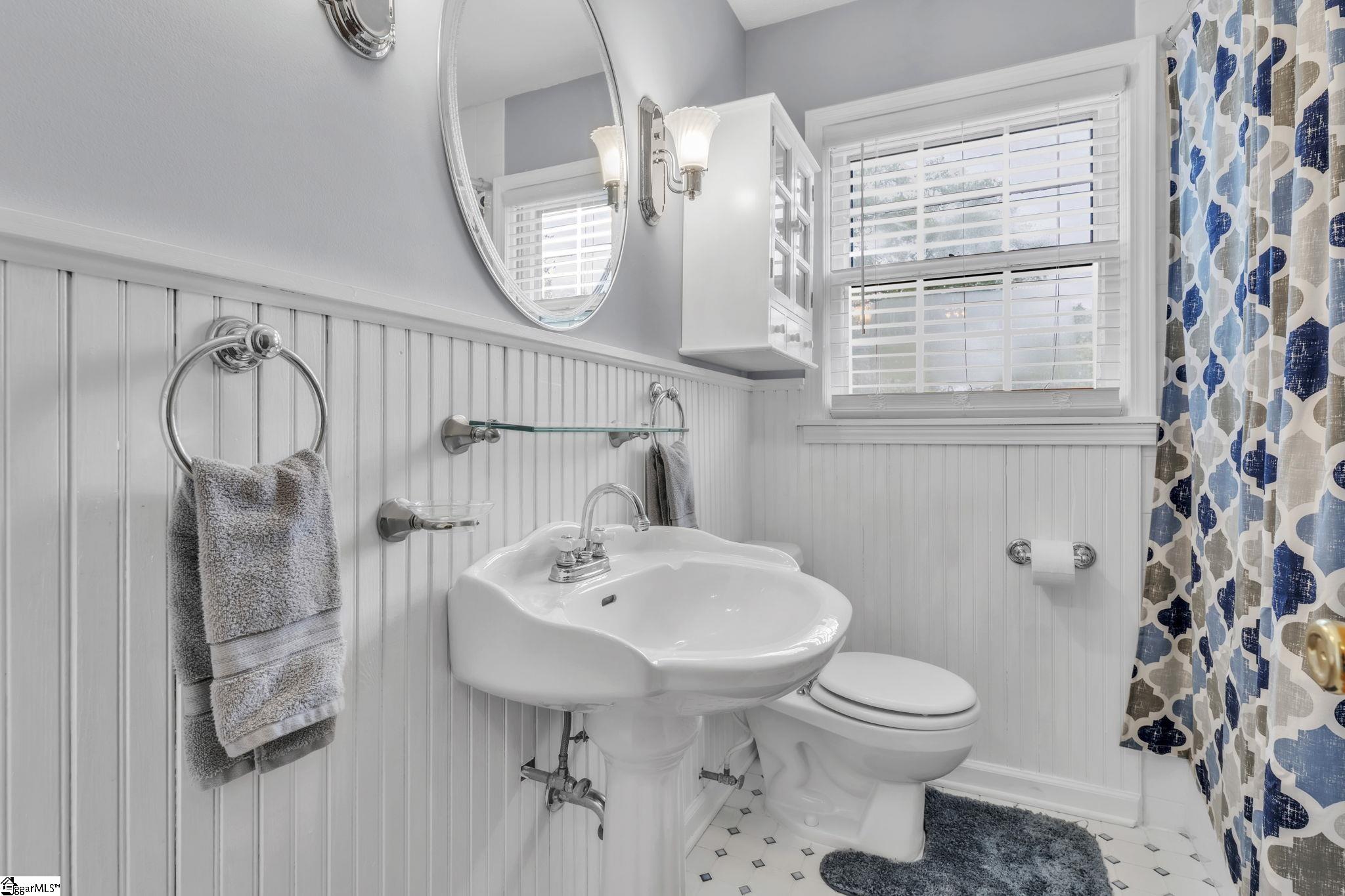112 Lark Lane Anderson, SC 29625