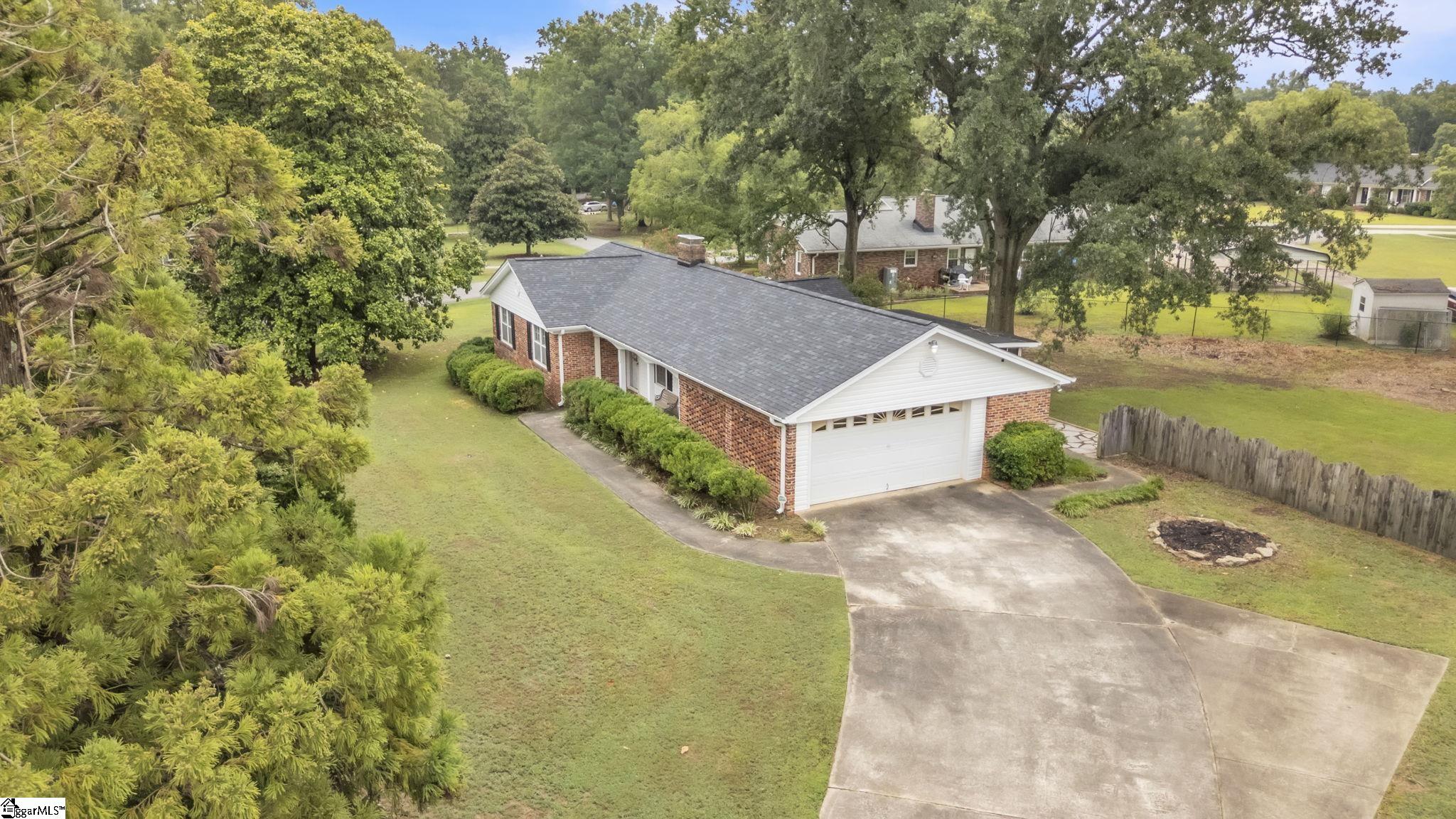 112 Lark Lane Anderson, SC 29625