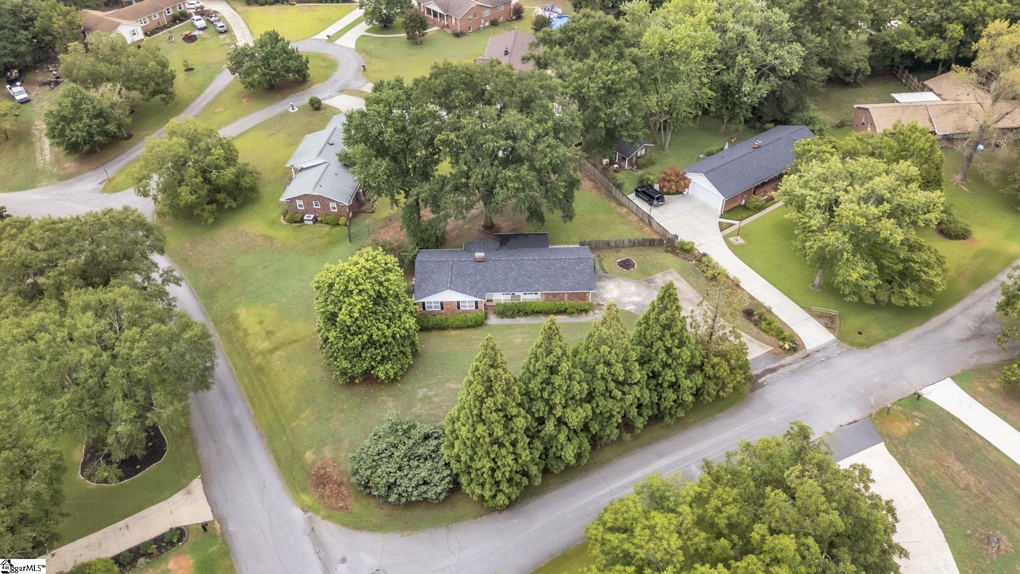 112 Lark Lane Anderson, SC 29625