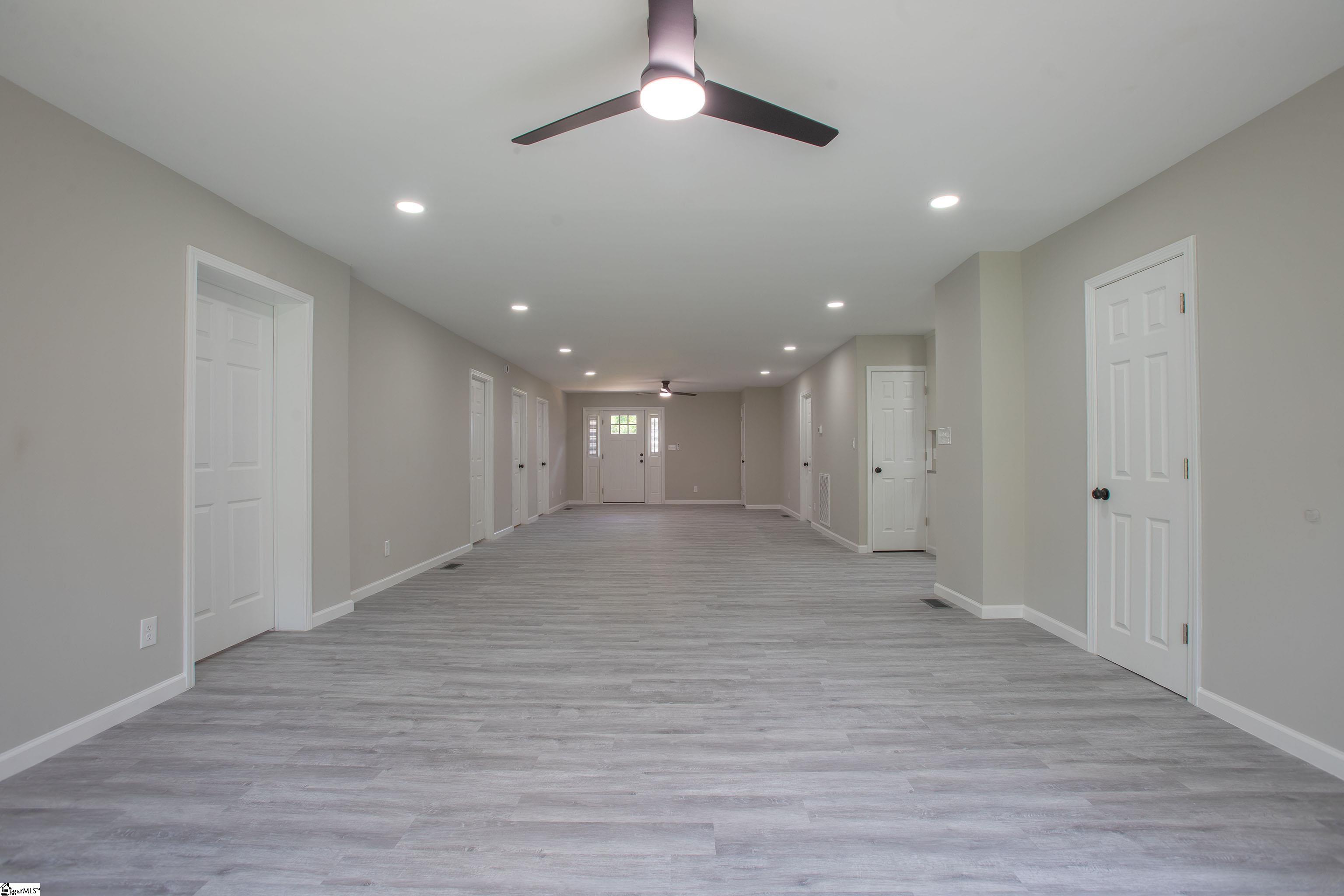135 Regent Street Spartanburg, SC 29302-4330