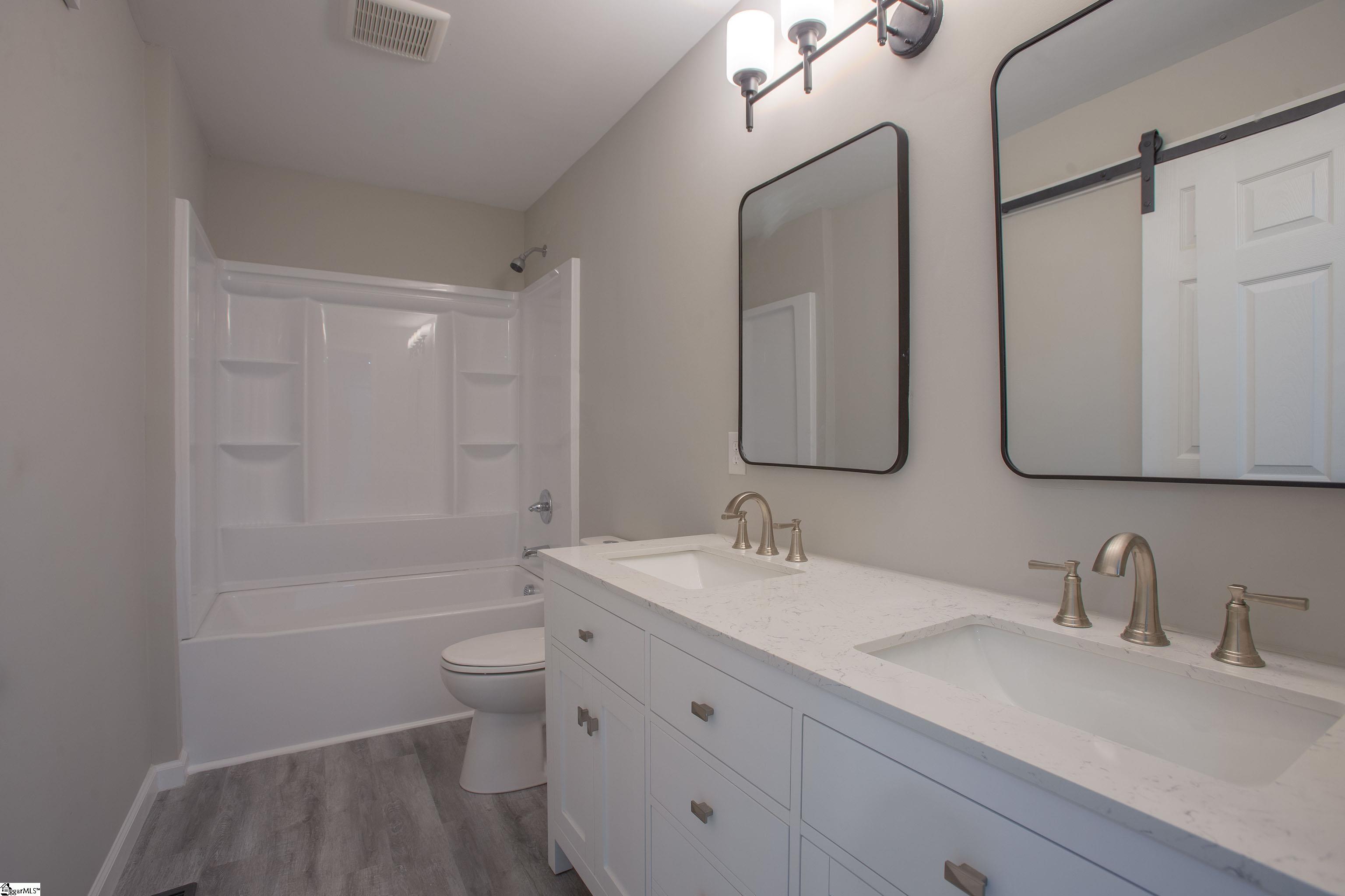 135 Regent Street Spartanburg, SC 29302-4330