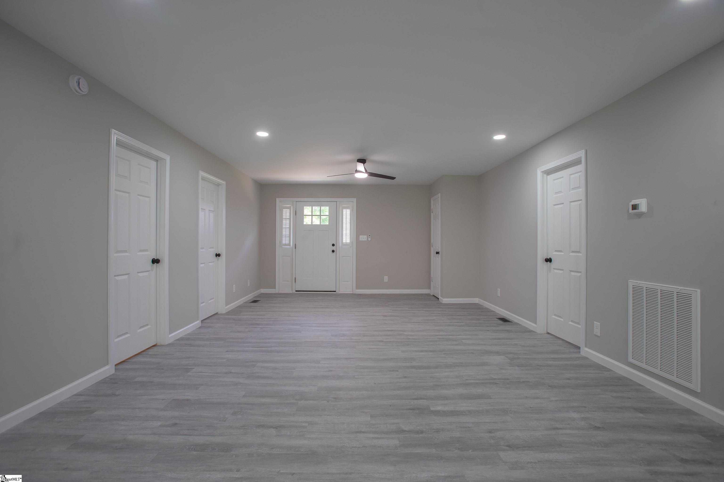 135 Regent Street Spartanburg, SC 29302-4330