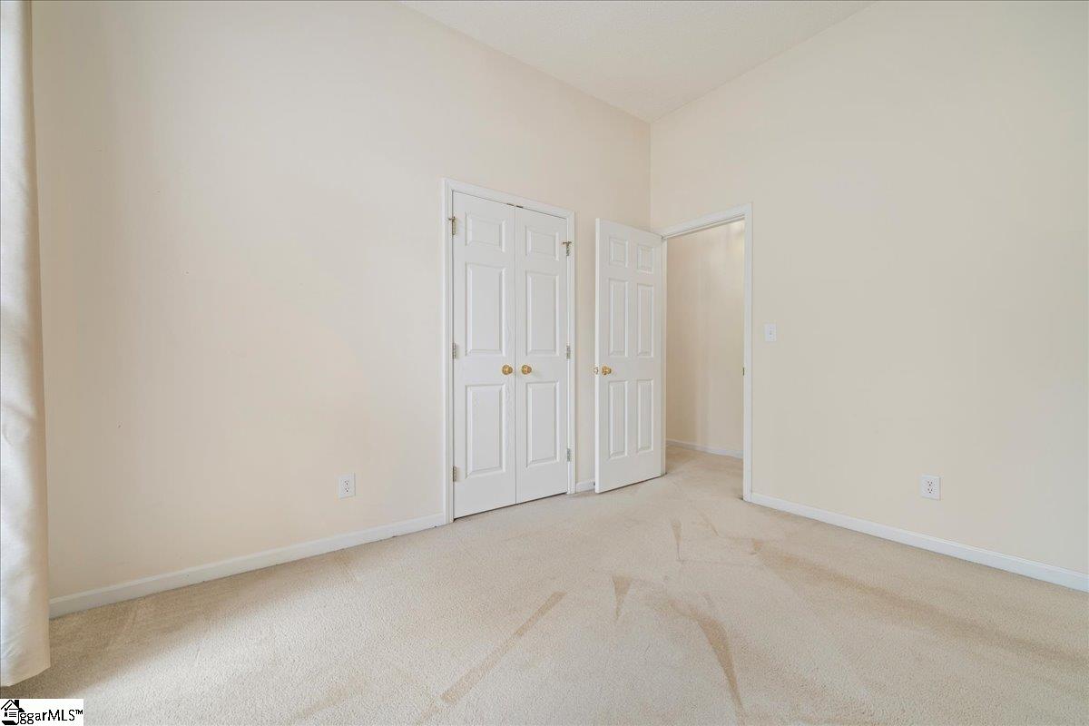 8 Birkdale Drive Simpsonville, SC 29681