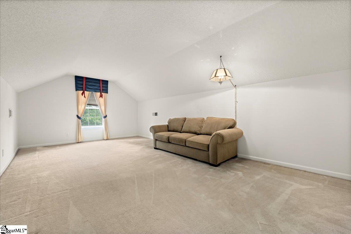 8 Birkdale Drive Simpsonville, SC 29681