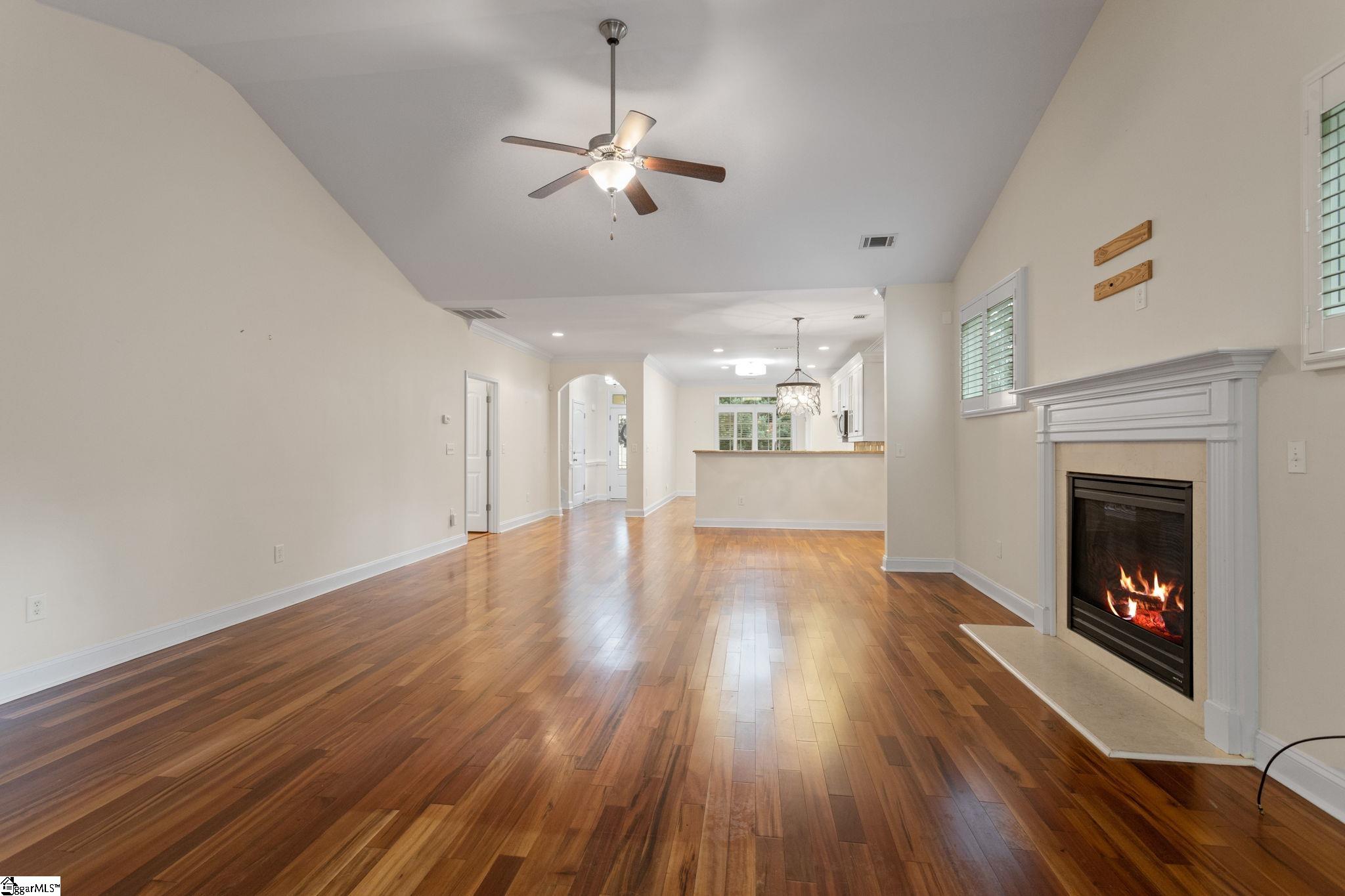 16 Wiscasset Way Greenville, SC 29615
