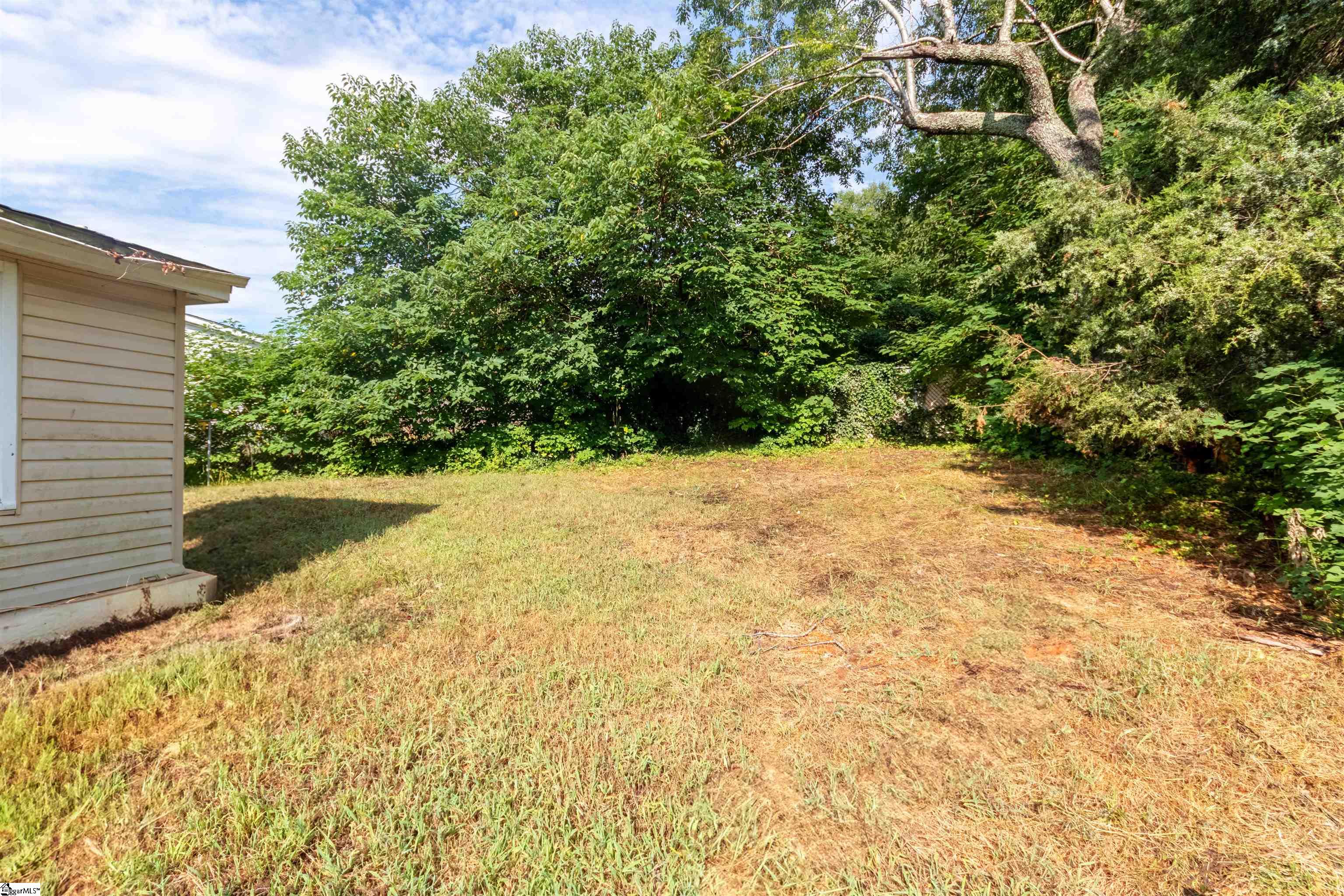 9 Williams Street Taylors, SC 29687