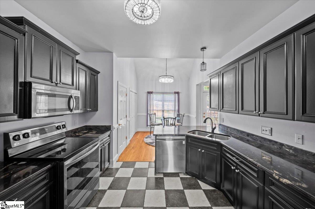 212 Staffordshire Way Simpsonville, SC 29681