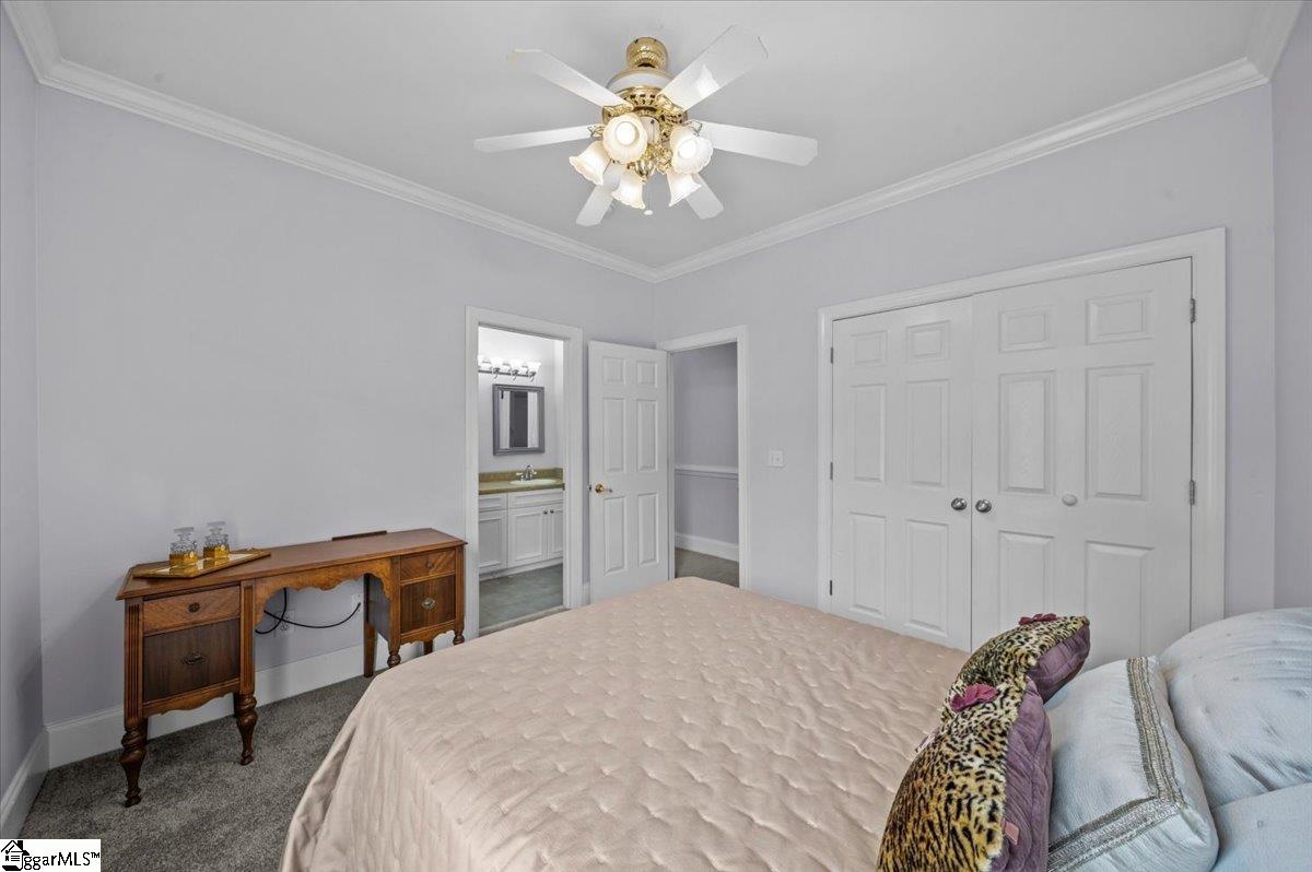 212 Staffordshire Way Simpsonville, SC 29681