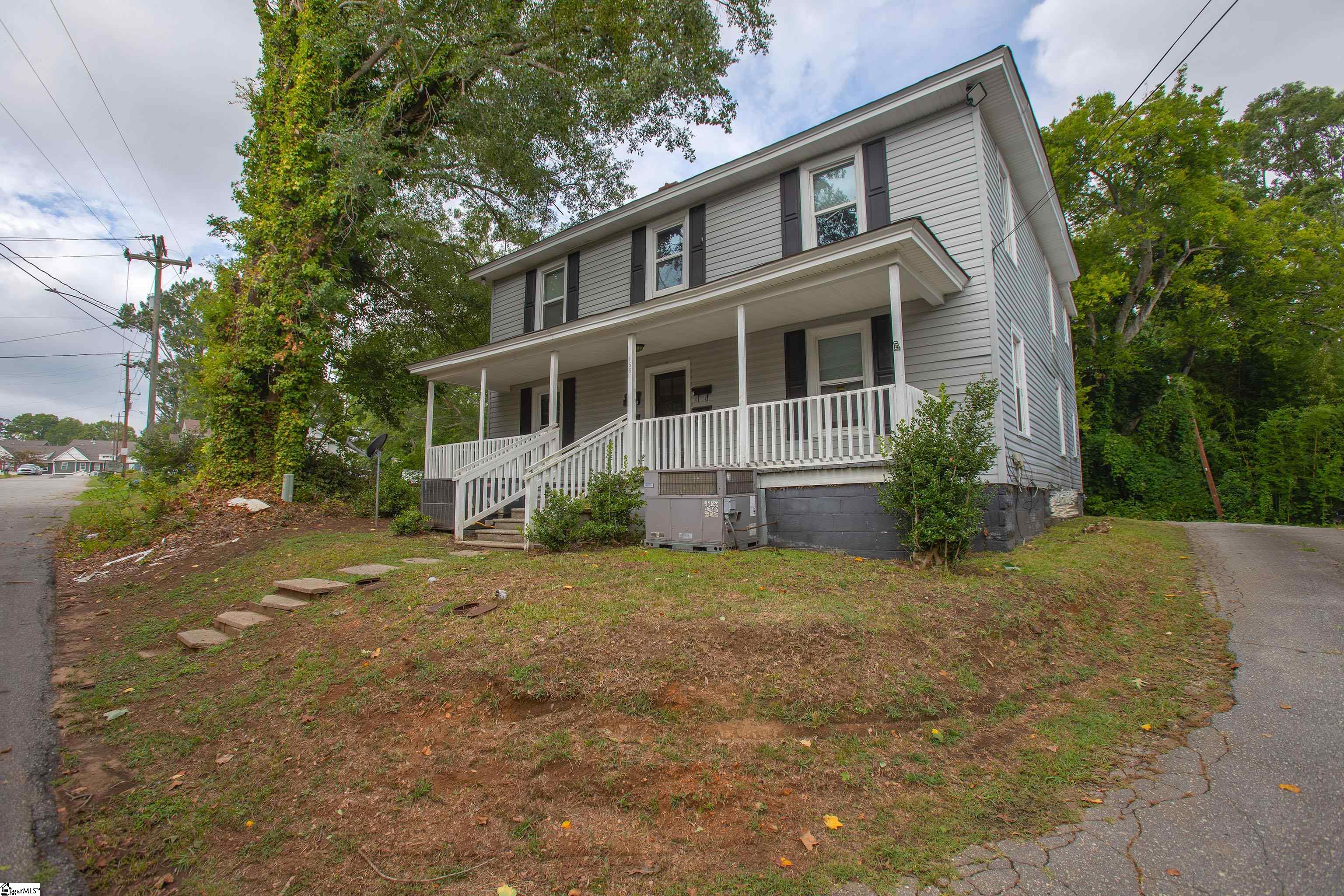156 Garrett Street Spartanburg, SC 29302